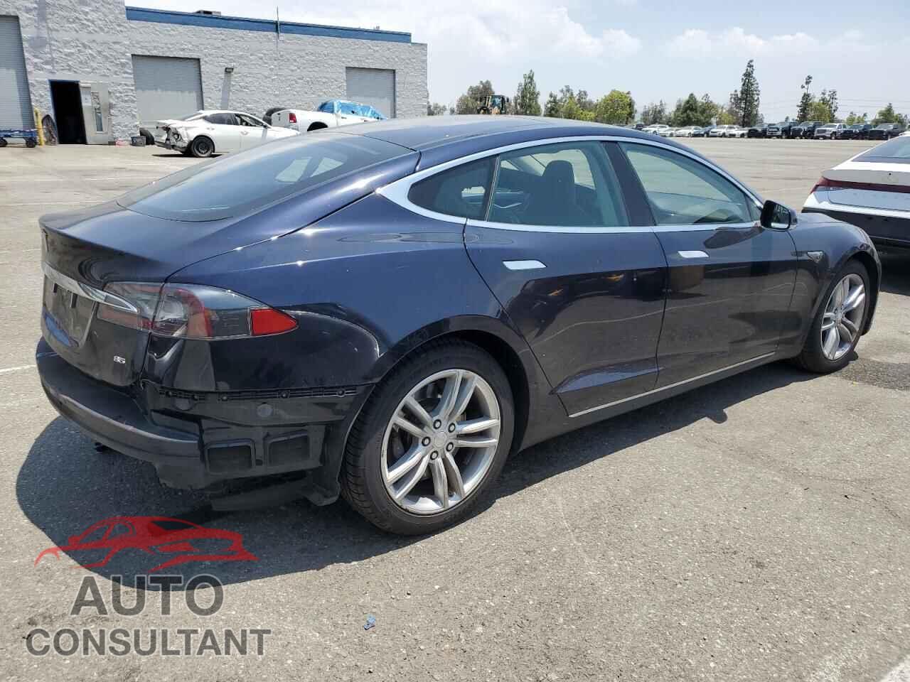 TESLA MODEL S 2013 - 5YJSA1CN4DFP28253