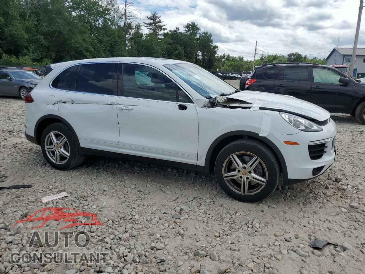 PORSCHE CAYENNE 2016 - WP1AA2A22GKA12886