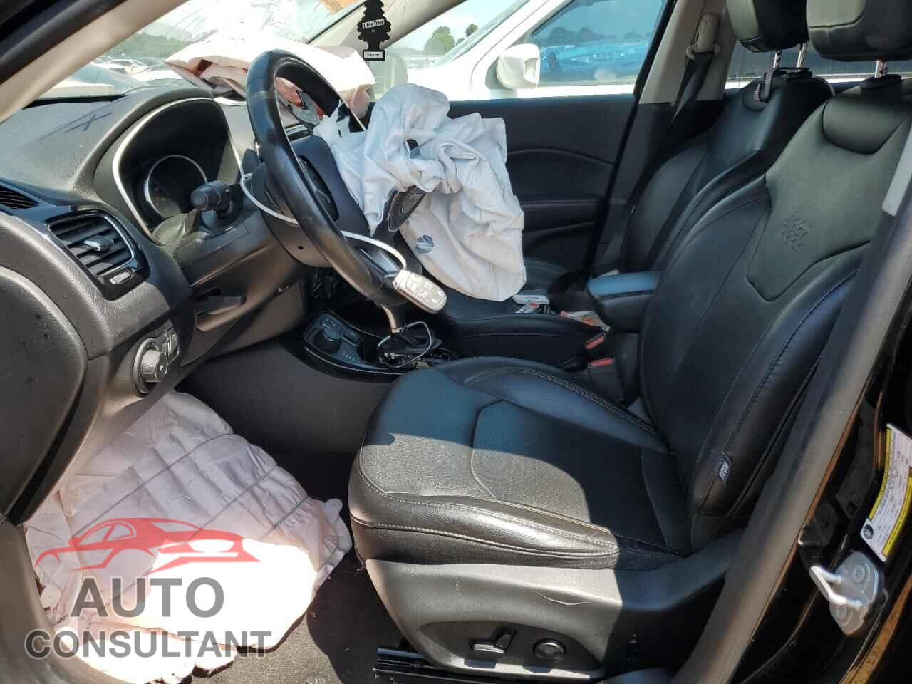JEEP COMPASS 2018 - 3C4NJDCB3JT433209
