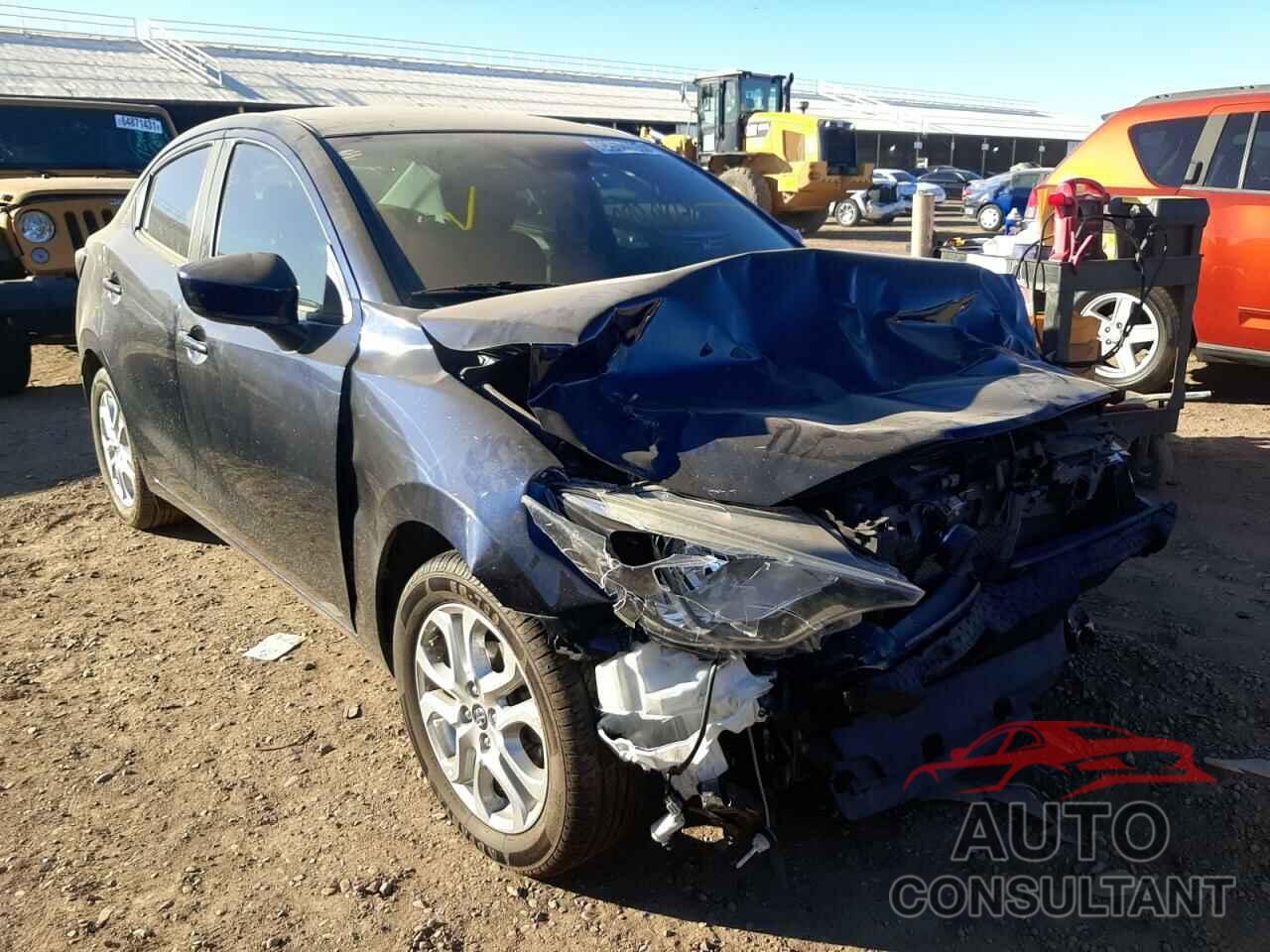 TOYOTA YARIS 2017 - 3MYDLBYV1HY171945