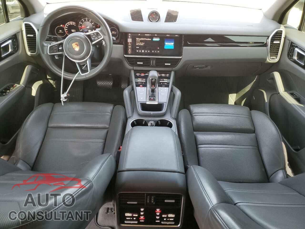 PORSCHE CAYENNE 2019 - WP1AA2AY3KDA10453