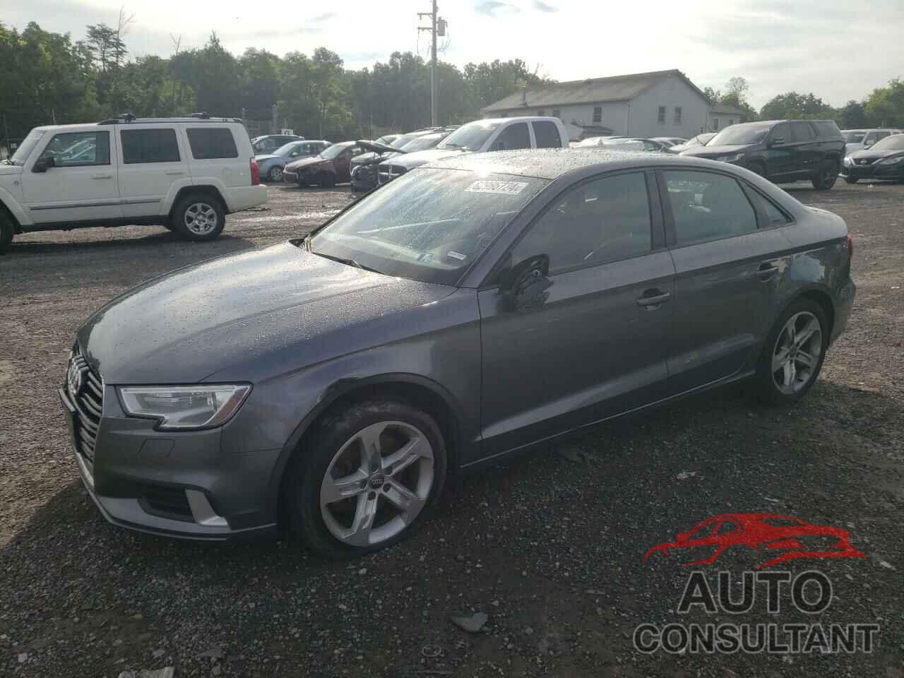 AUDI A3 2018 - WAUB8GFF7J1012712