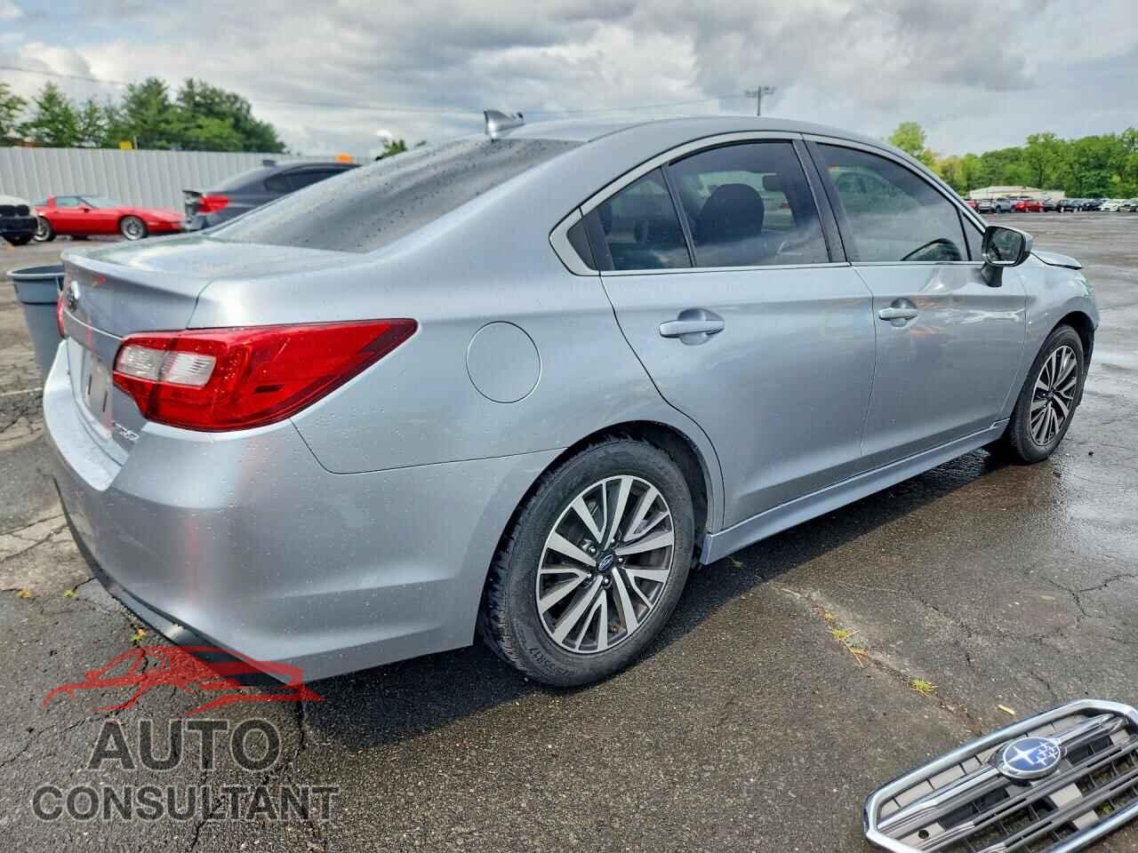 SUBARU LEGACY 2018 - 4S3BNAC68J3022800