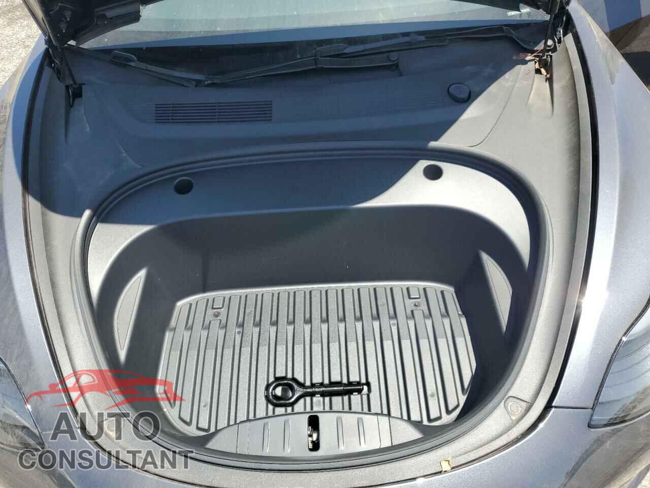 TESLA MODEL 3 2023 - 5YJ3E1EAXPF586739