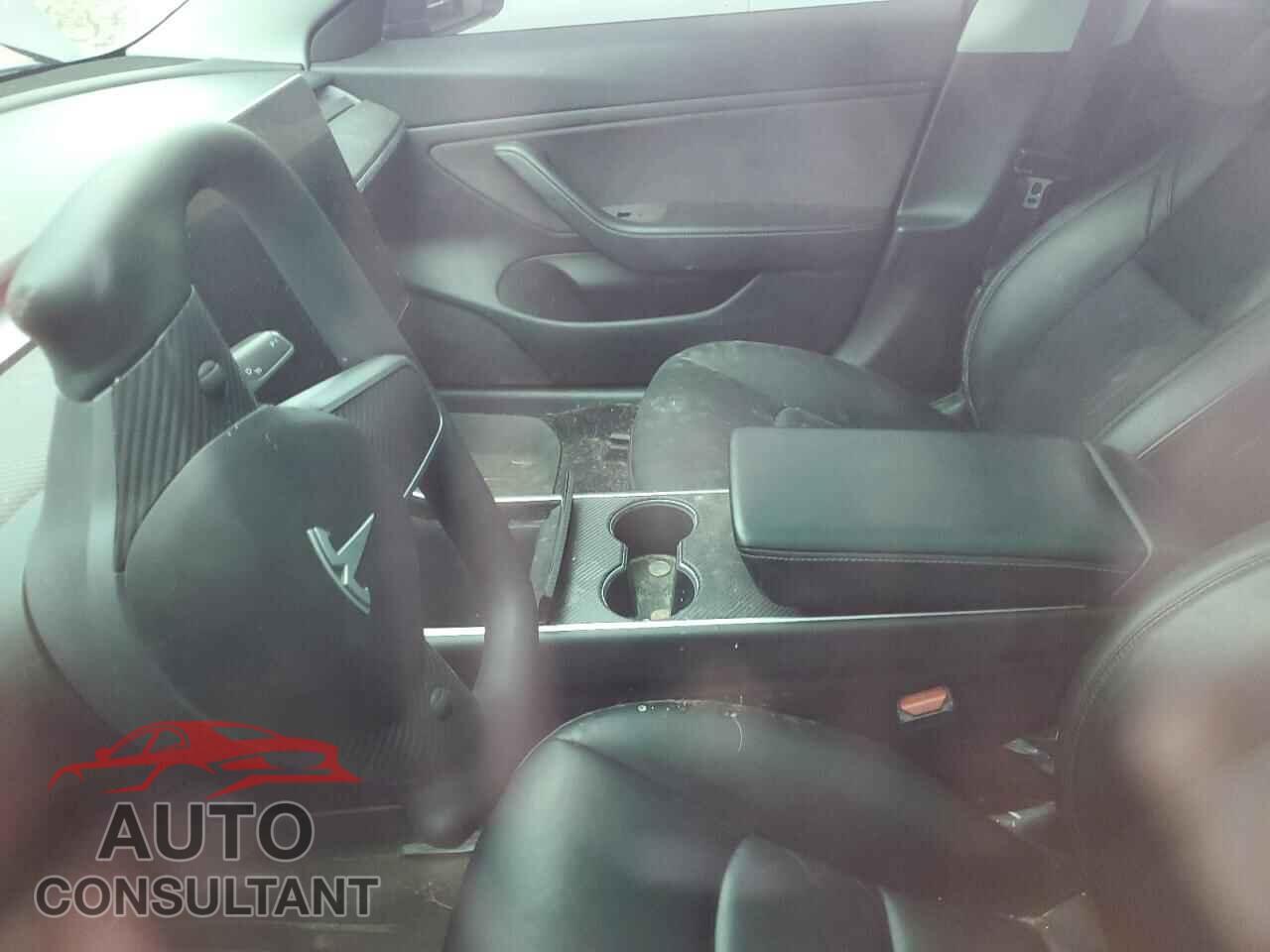 TESLA MODEL 3 2020 - 5YJ3E1EB5LF546877