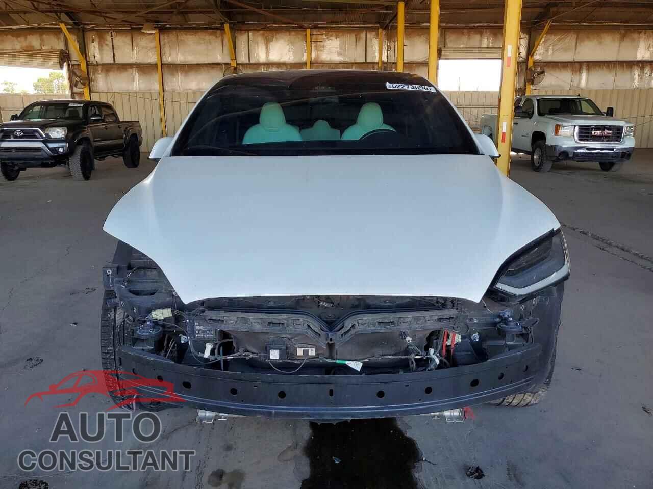 TESLA MODEL X 2020 - 5YJXCAE2XLF285091