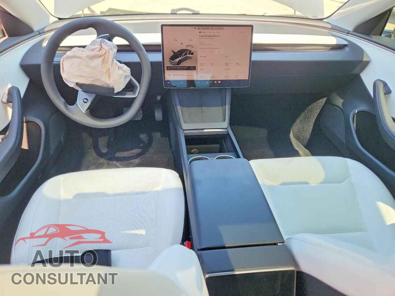 TESLA MODEL 3 2026 - 5YJ3E1EA0TF196159