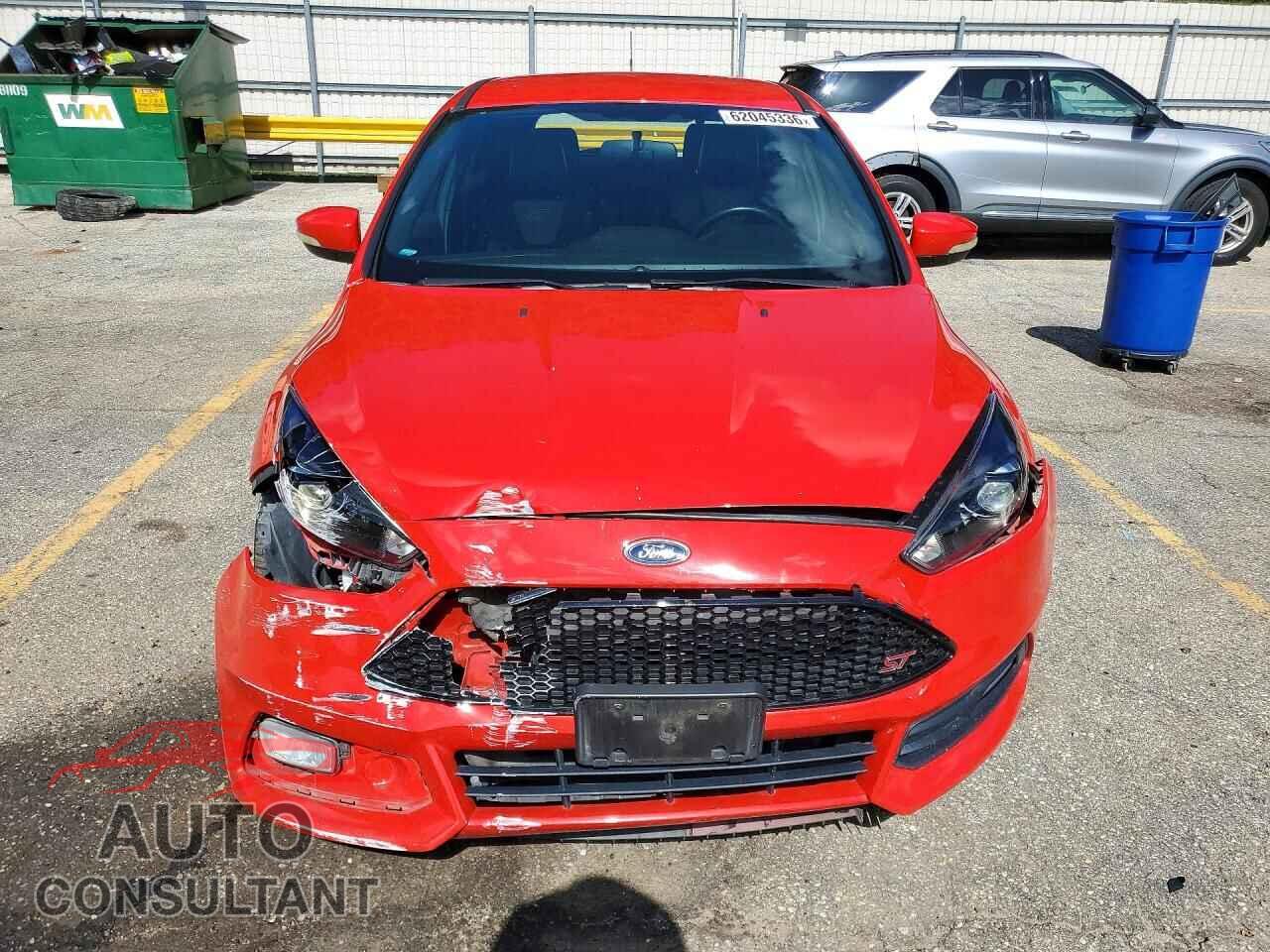FORD FOCUS 2016 - 1FADP3L96GL227409