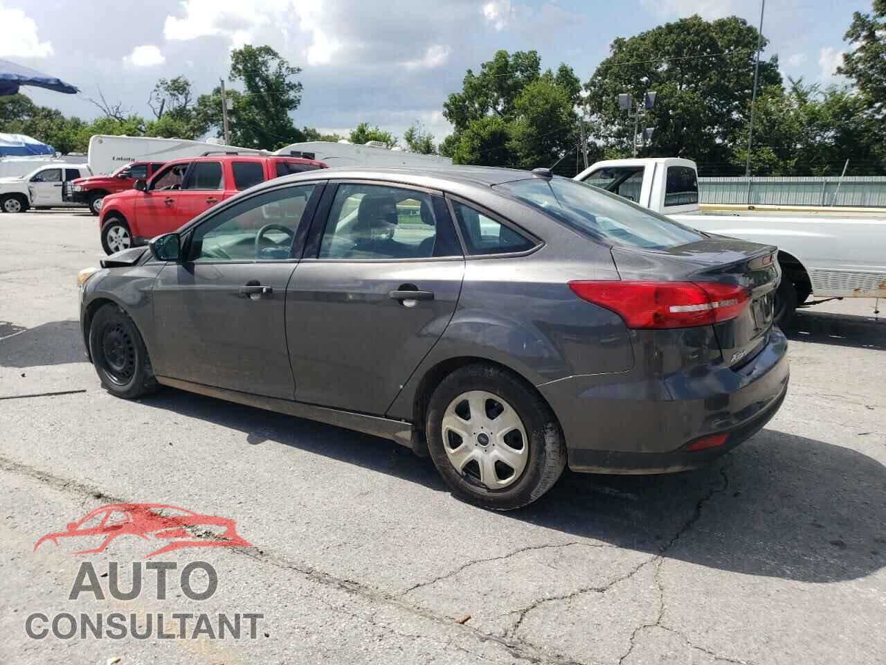 FORD FOCUS 2015 - 1FADP3E20FL311465