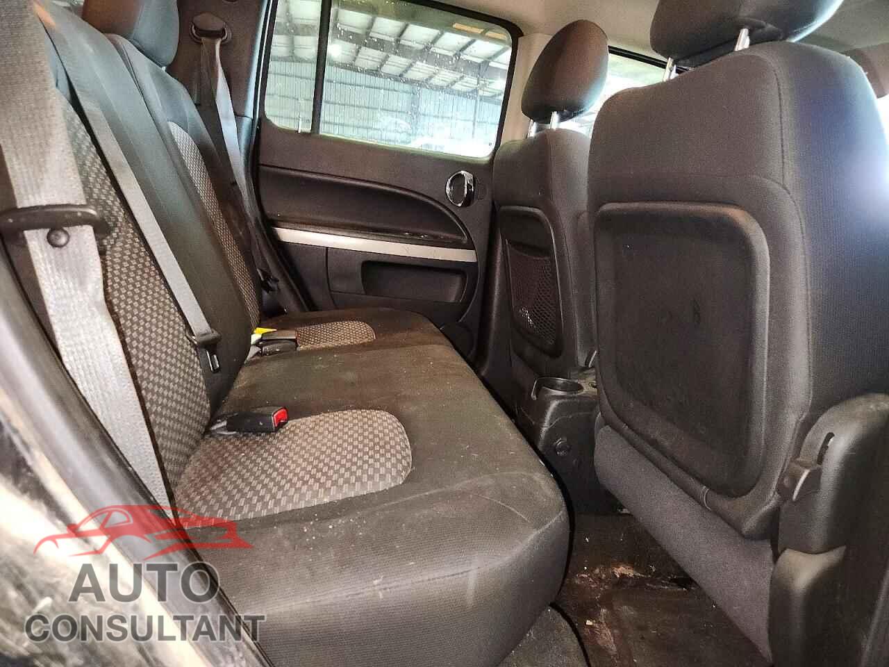 CHEVROLET HHR 2010 - 3GNBABDB1AS512364