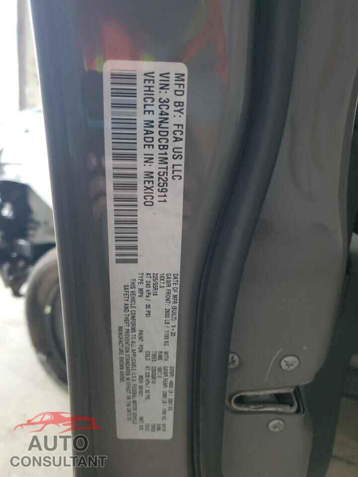 JEEP COMPASS 2021 - 3C4NJDCB1MT525911