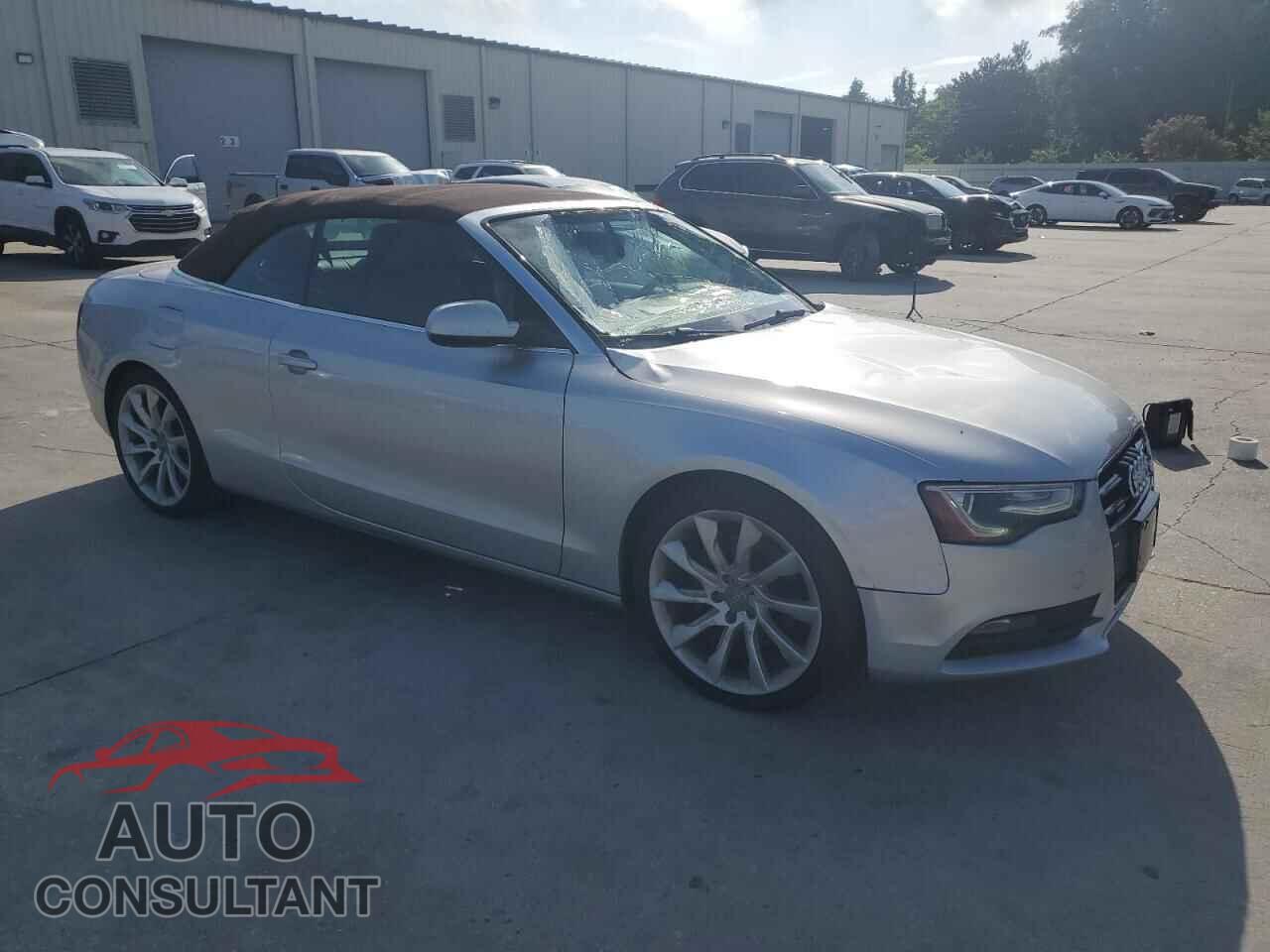 AUDI A5 2013 - WAULFAFH4DN000135