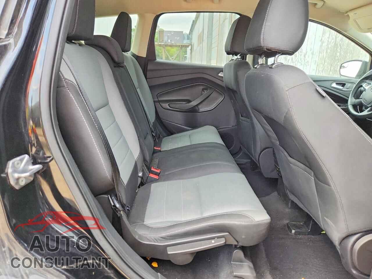 FORD ESCAPE 2016 - 1FMCU9G97GUA83502