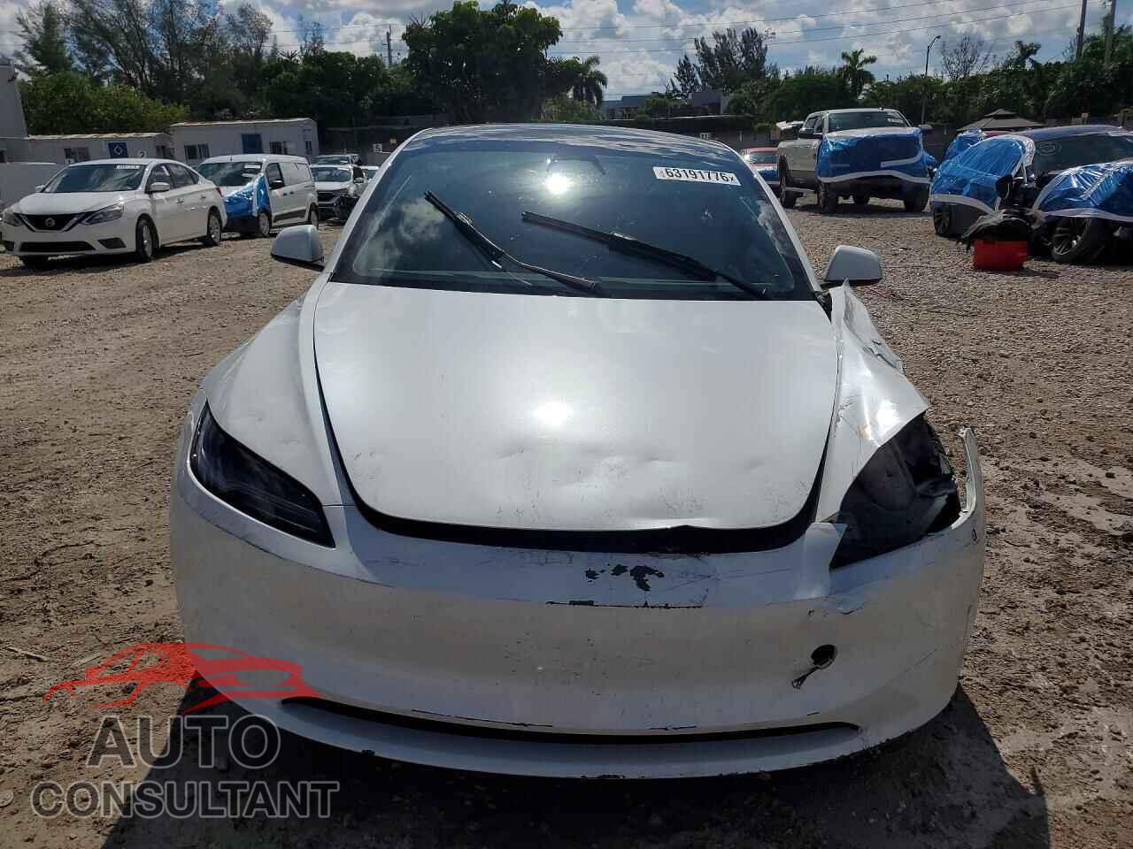 TESLA MODEL 3 2024 - 5YJ3E1EA0RF749000