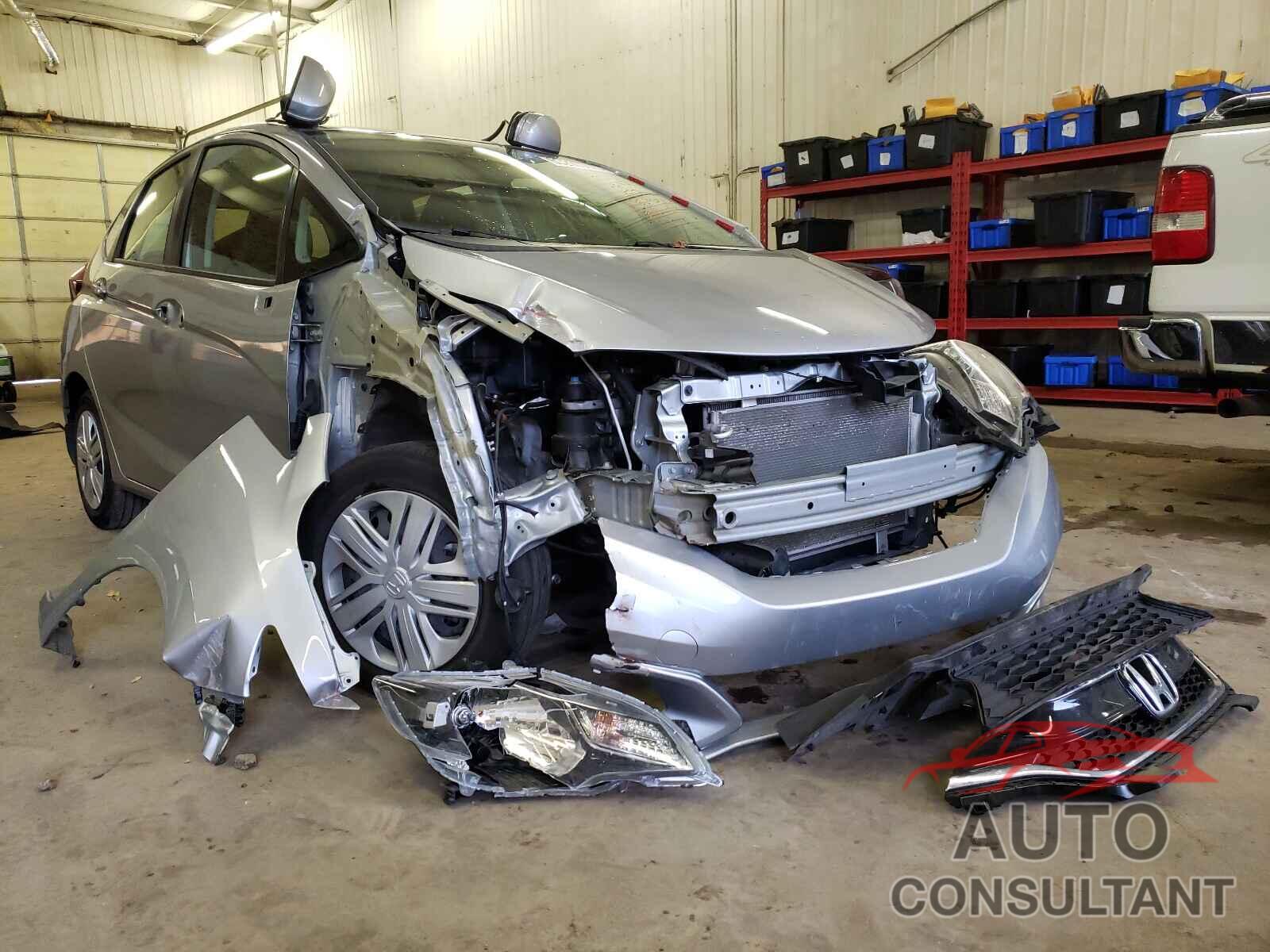 HONDA FIT 2019 - 3HGGK5H44KM711604