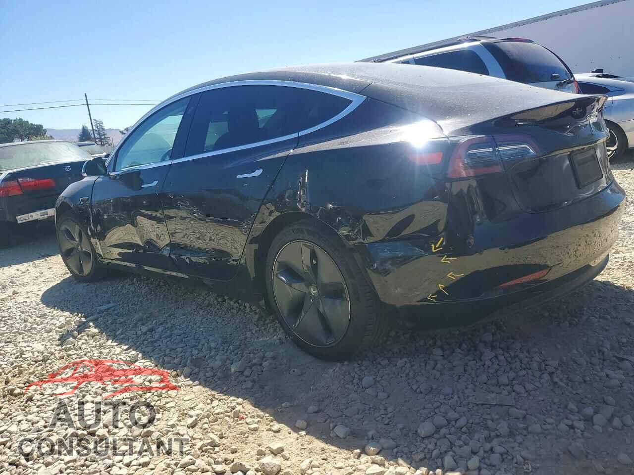 TESLA MODEL 3 2019 - 5YJ3E1EB4KF384884