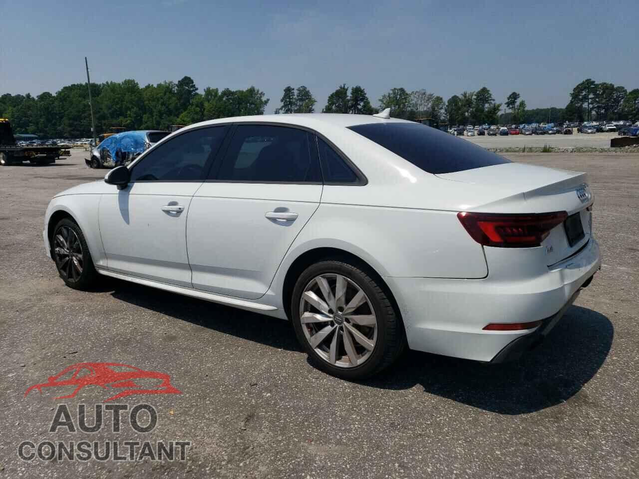 AUDI A4 2018 - WAUKMAF44JA220232