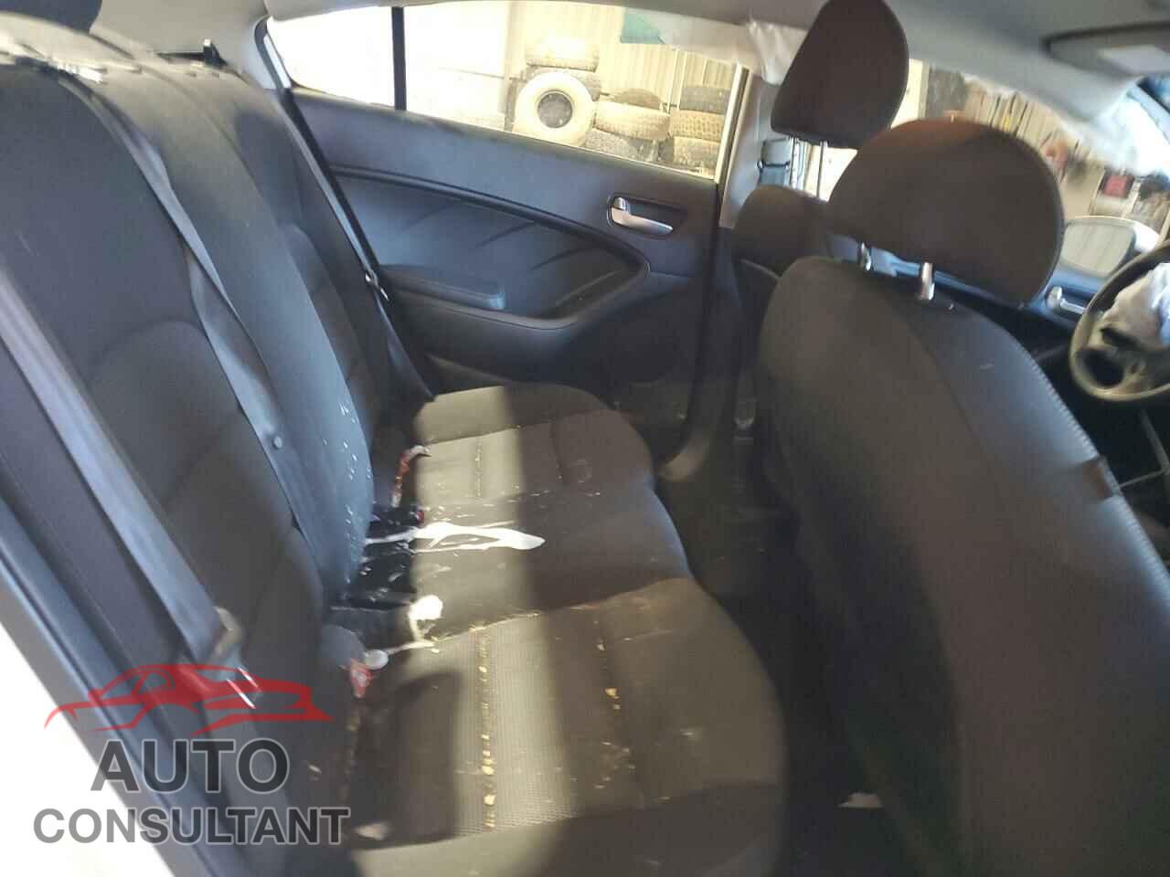 KIA FORTE 2017 - 3KPFK4A76HE013006