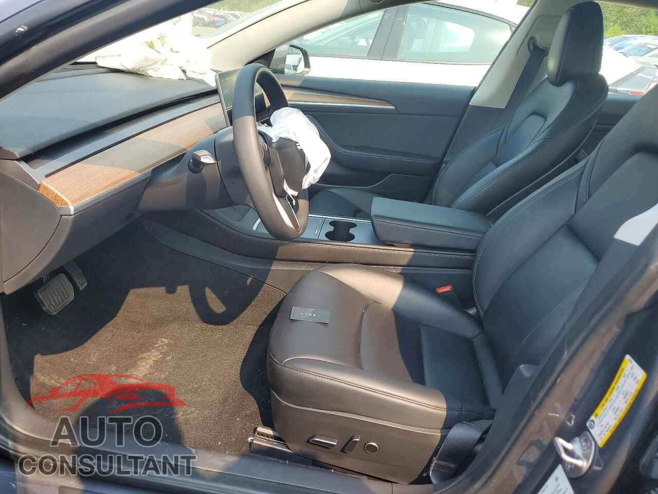 TESLA MODEL 3 2023 - 5YJ3E1EA5PF687039