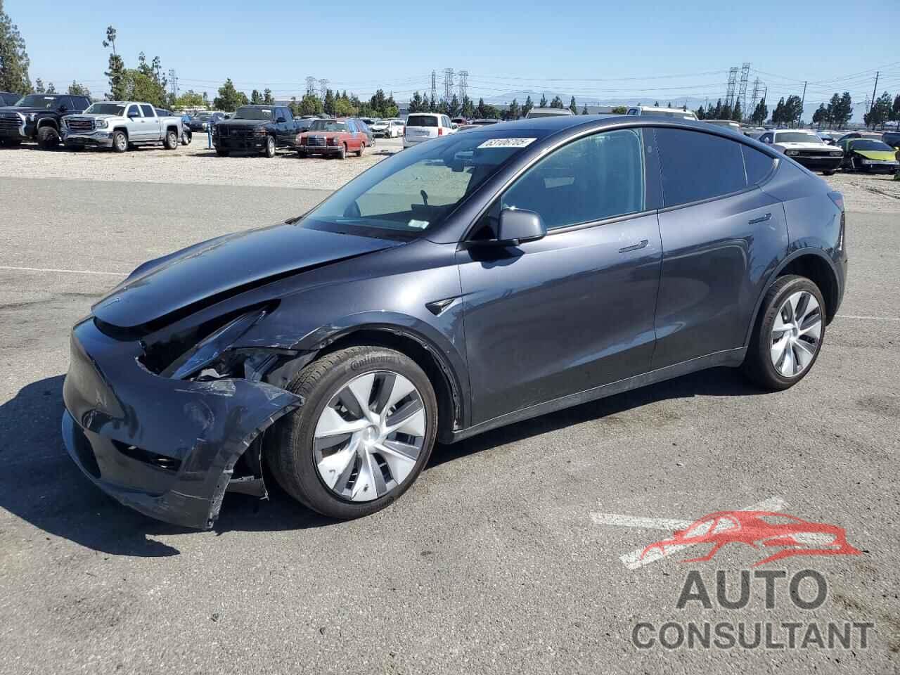 TESLA MODEL Y 2024 - 7SAYGAEE0RF078479