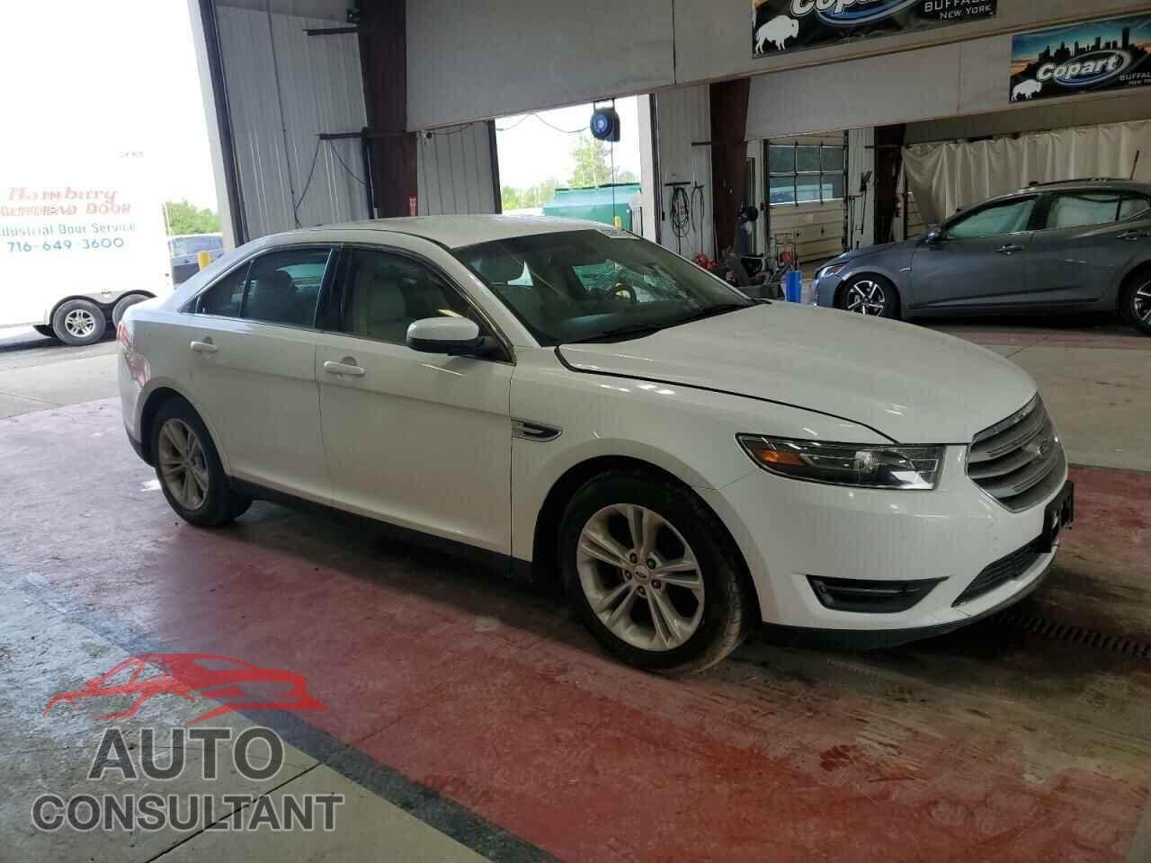 FORD TAURUS 2015 - 1FAHP2E86FG189770