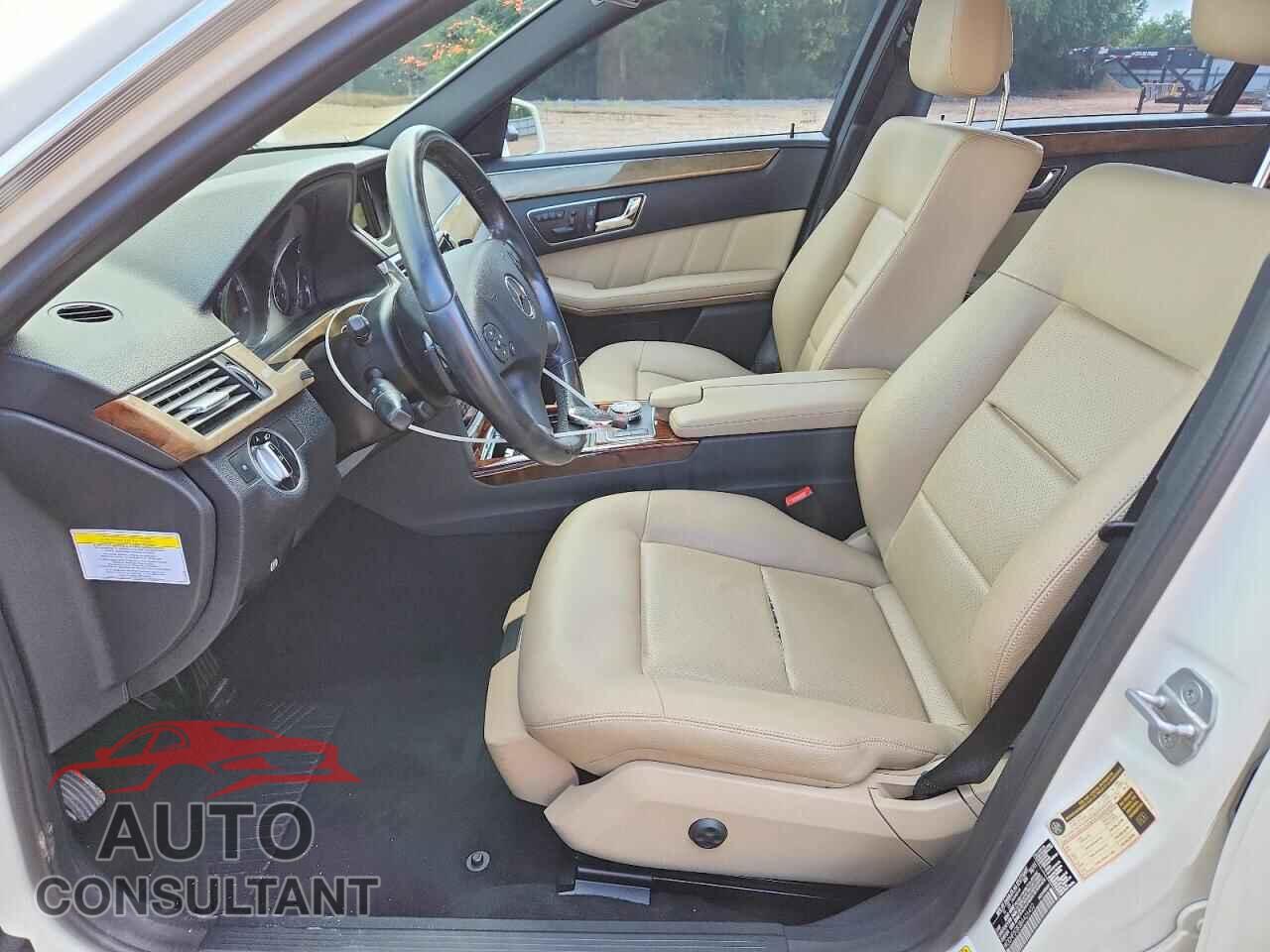 MERCEDES-BENZ E-CLASS 2011 - WDDHF5GB3BA426452