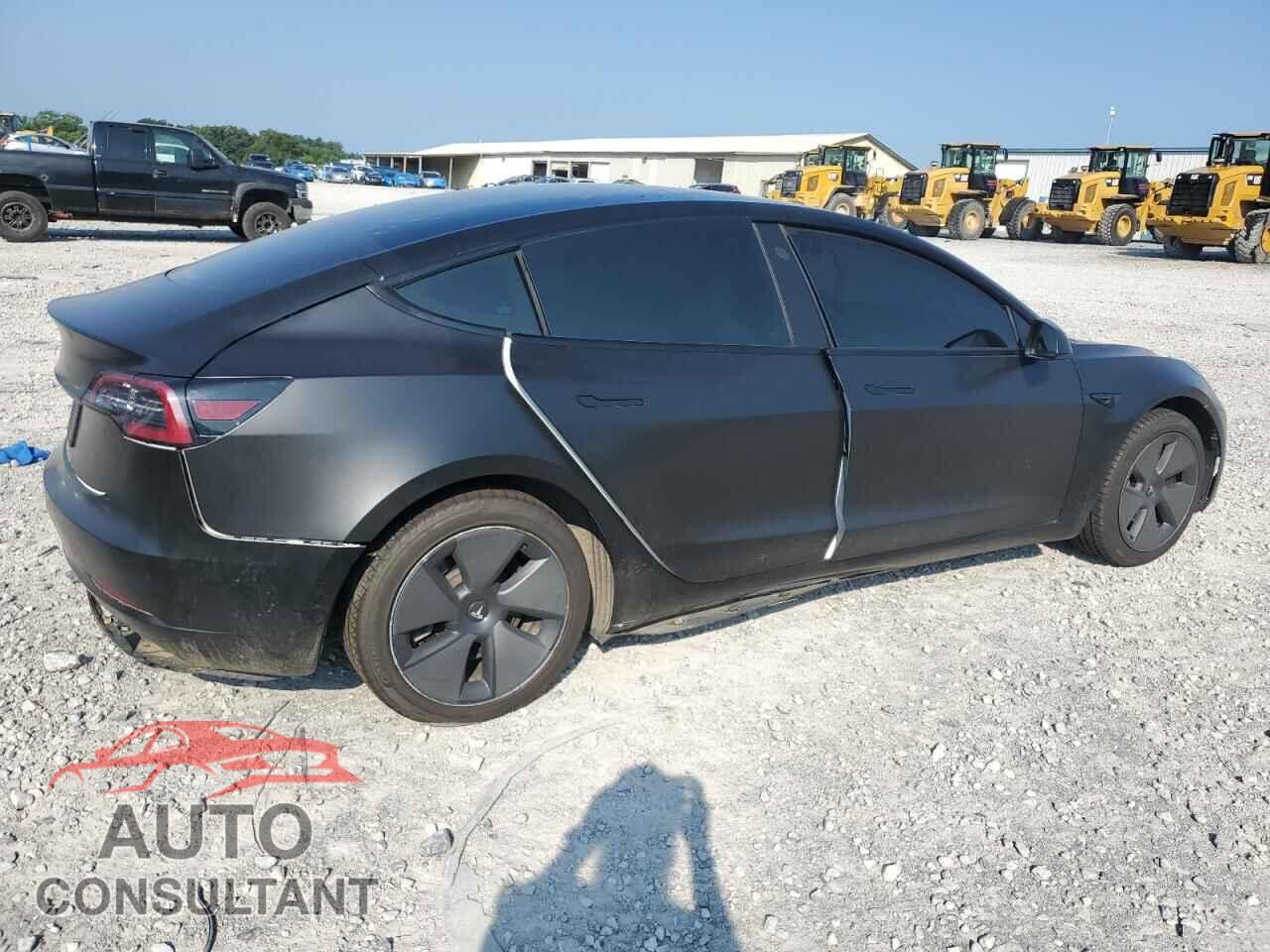TESLA MODEL 3 2021 - 5YJ3E1EAXMF848383