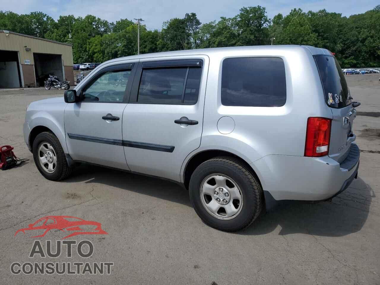 HONDA PILOT 2011 - 5FNYF4H21BB021443