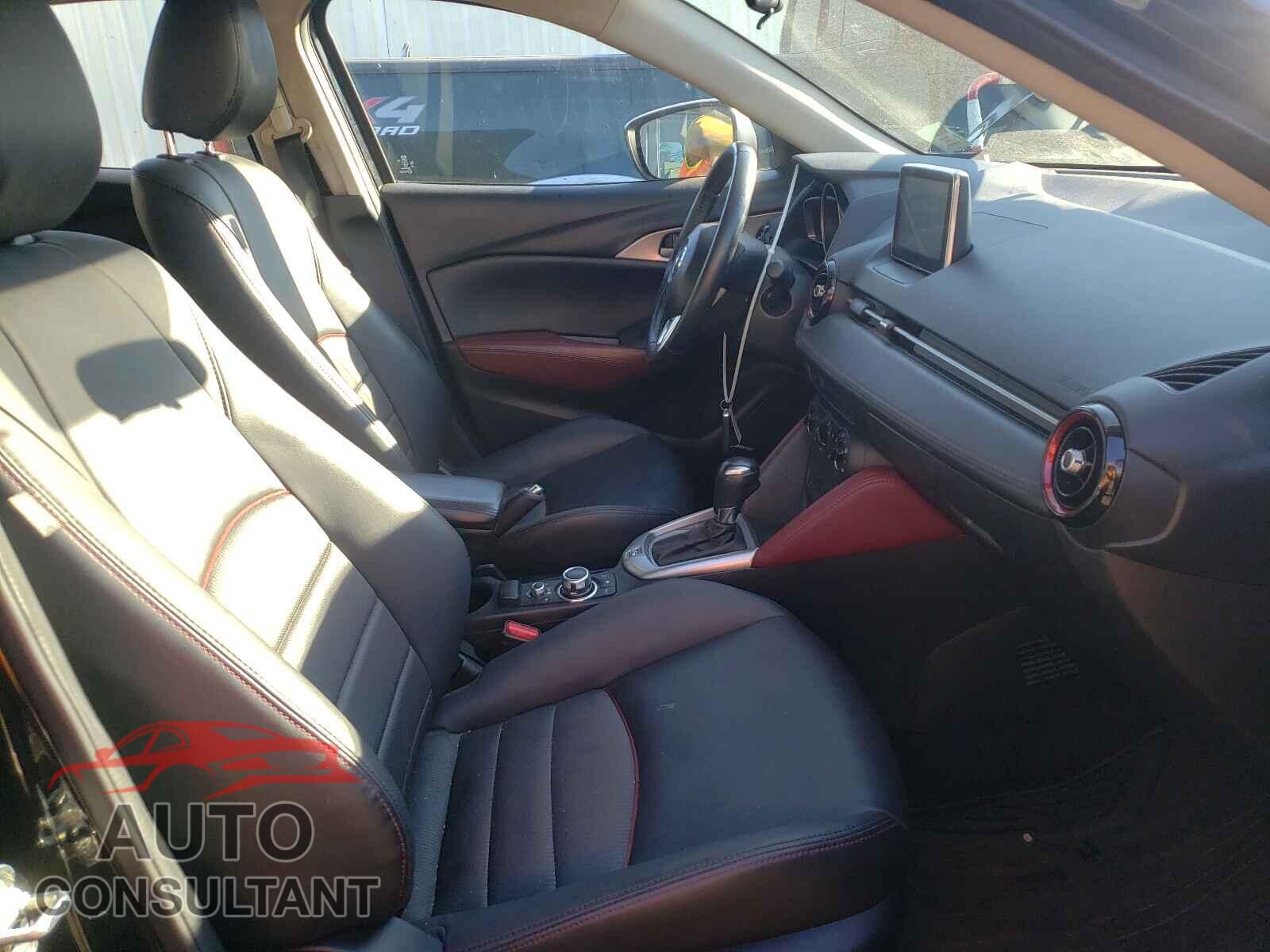 MAZDA CX-3 2017 - JM1DKFC70H0161967