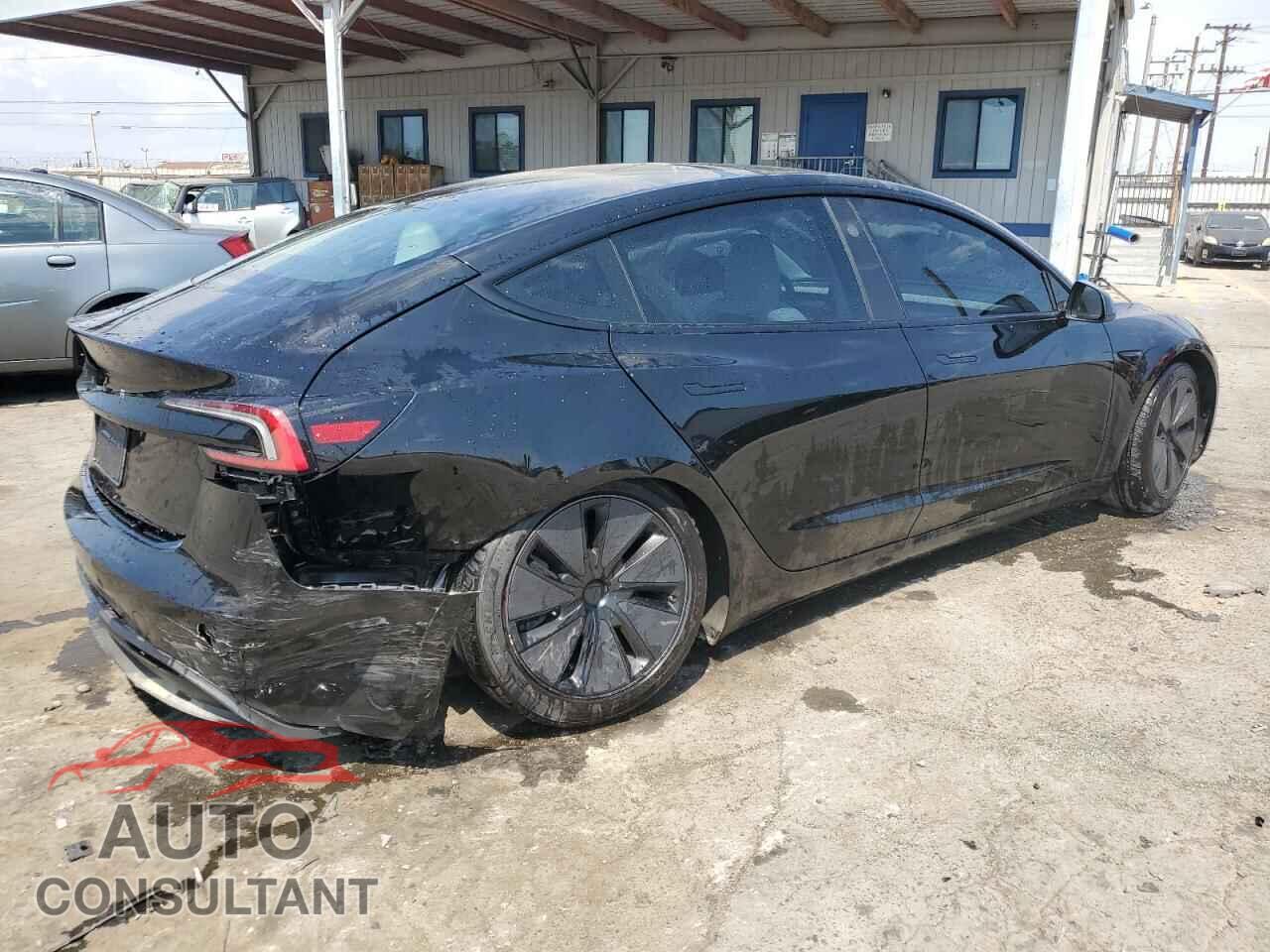 TESLA MODEL 3 2024 - 5YJ3E1EA6RF834066
