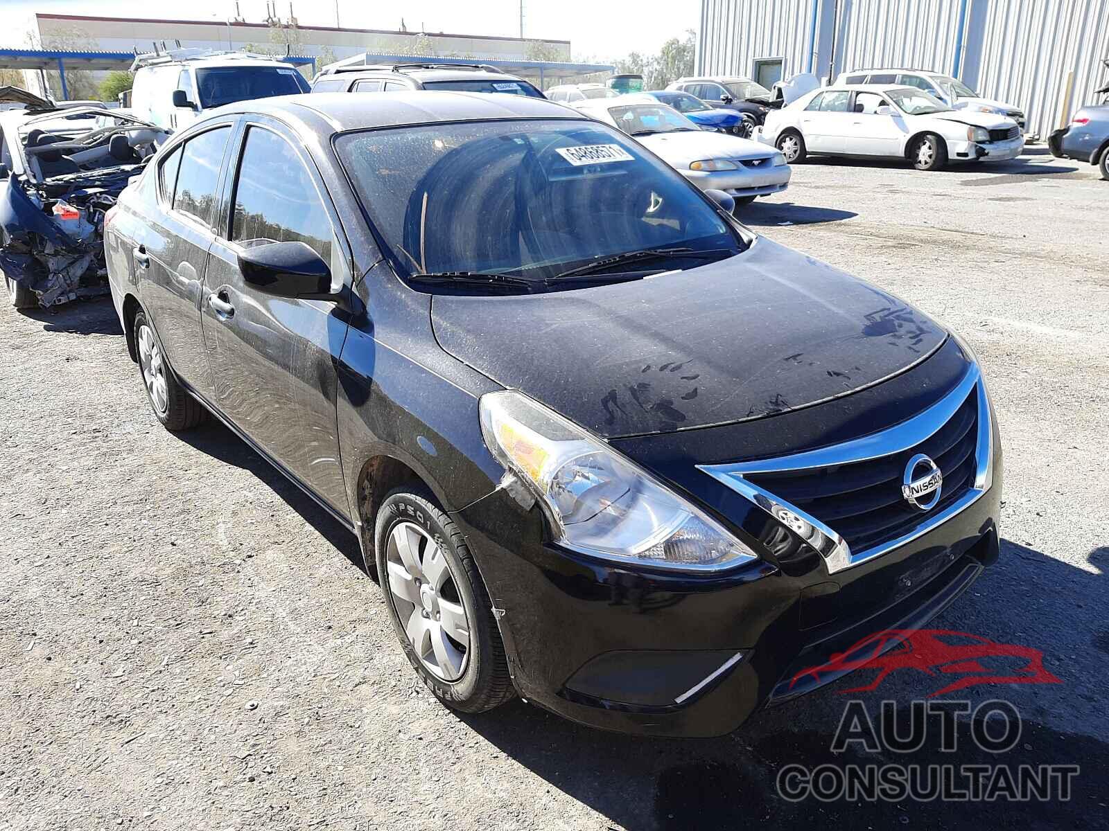 NISSAN VERSA 2017 - 3N1CN7AP9HL828391