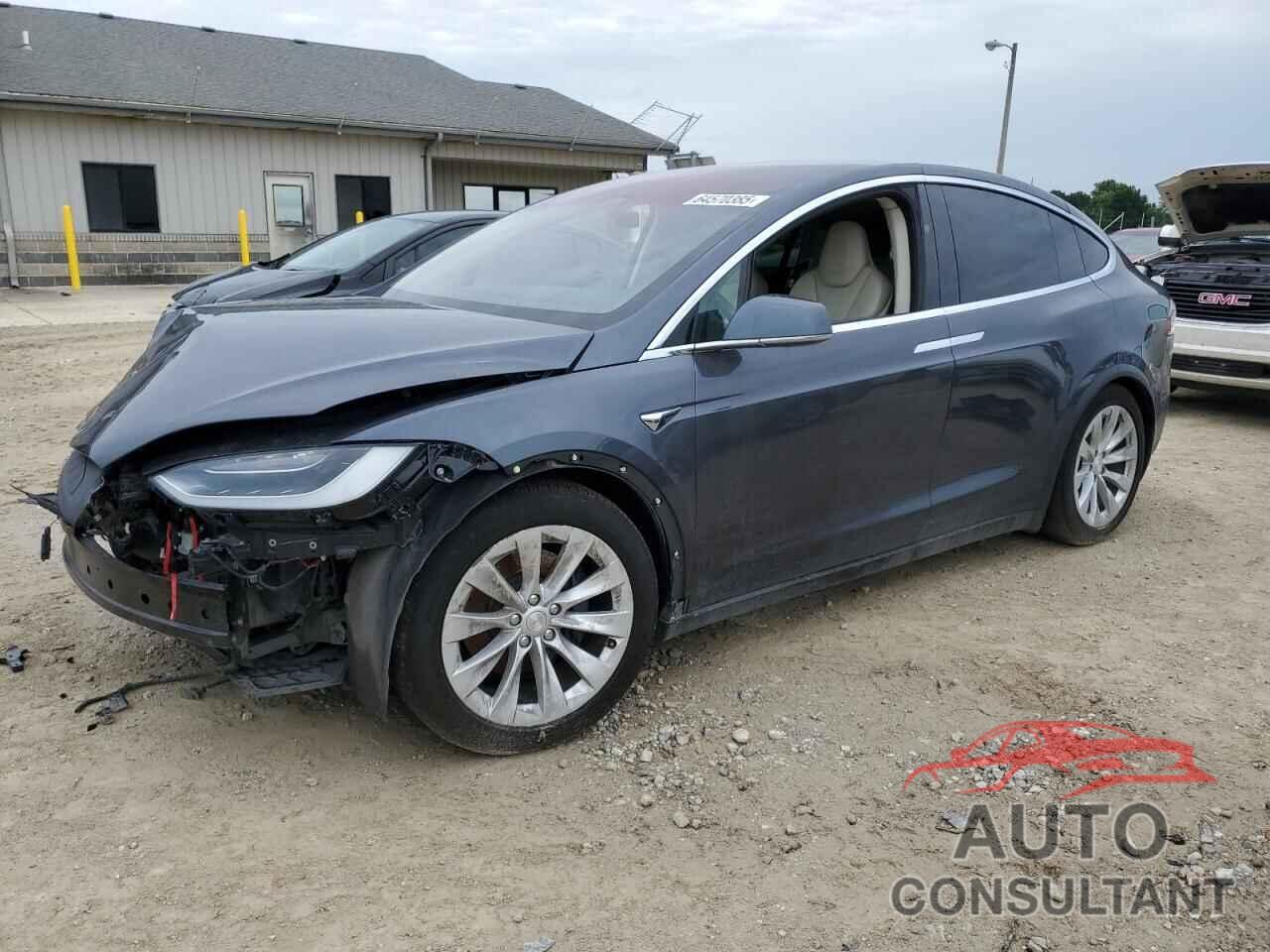 TESLA MODEL X 2018 - 5YJXCDE27JF103460
