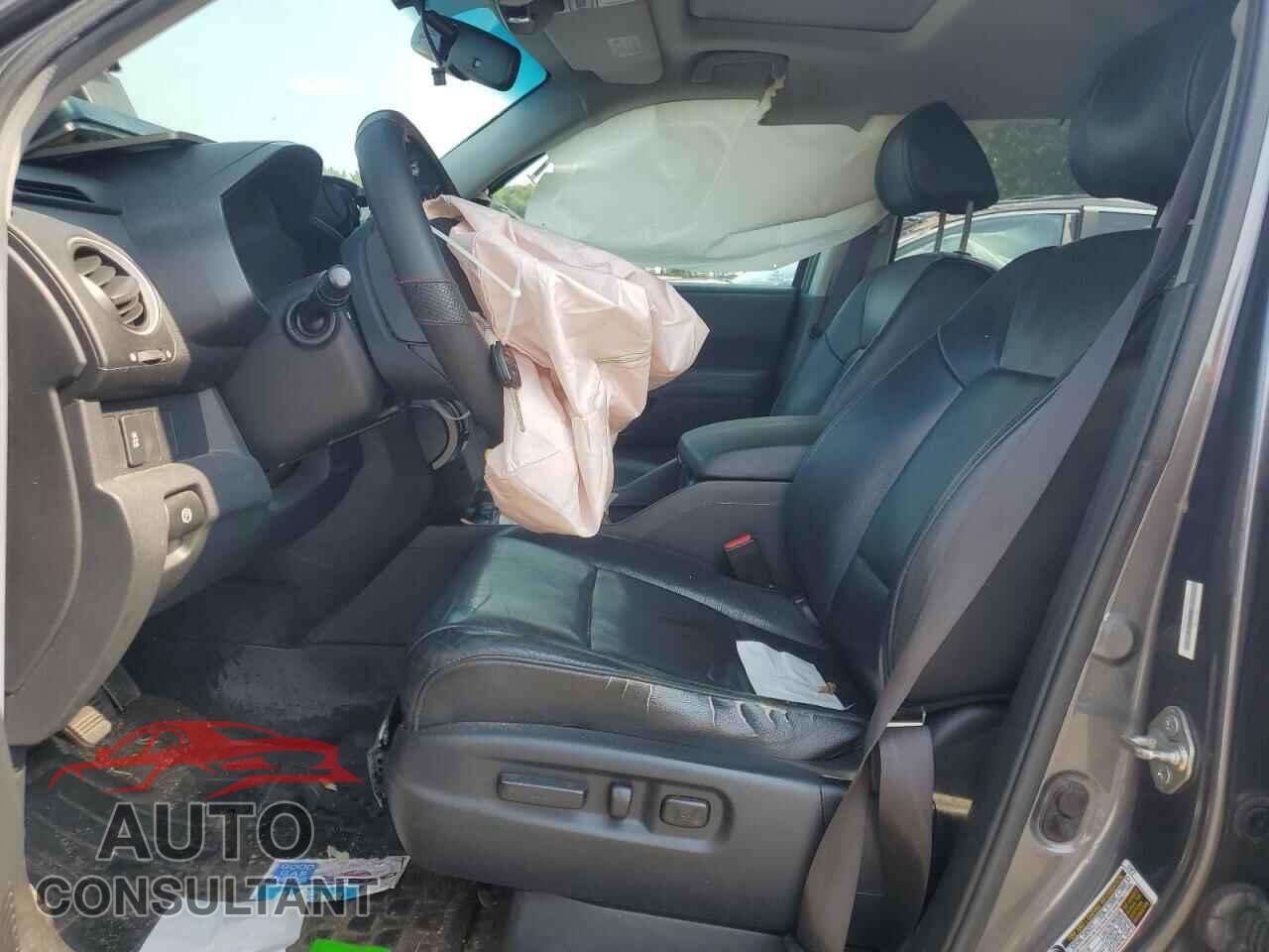 HONDA PILOT 2013 - 5FNYF4H56DB037635