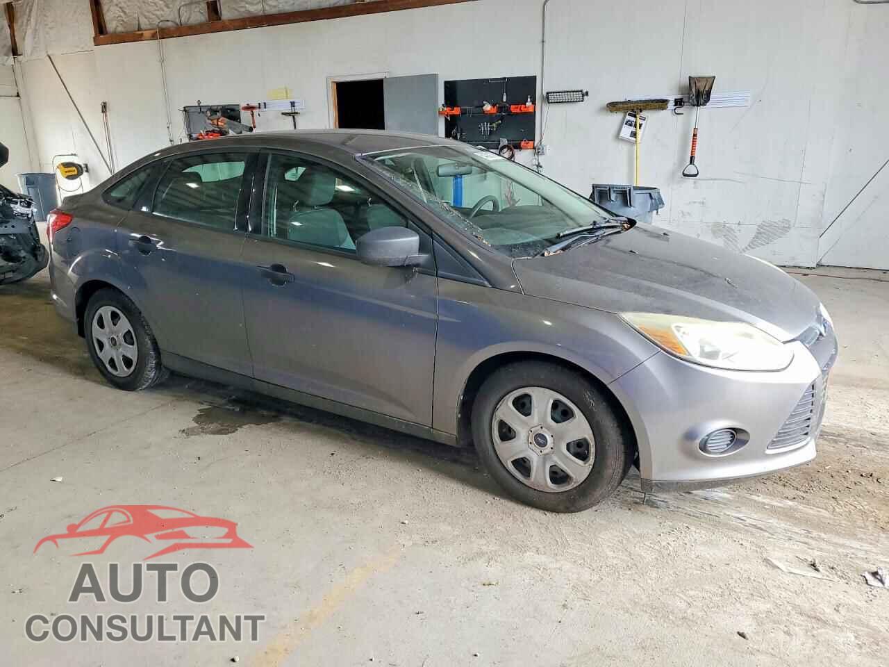 FORD FOCUS 2013 - 1FADP3E23DL143656