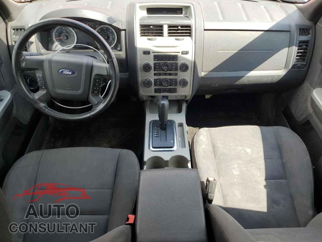 FORD ESCAPE 2011 - 1FMCU0D72BKC40548
