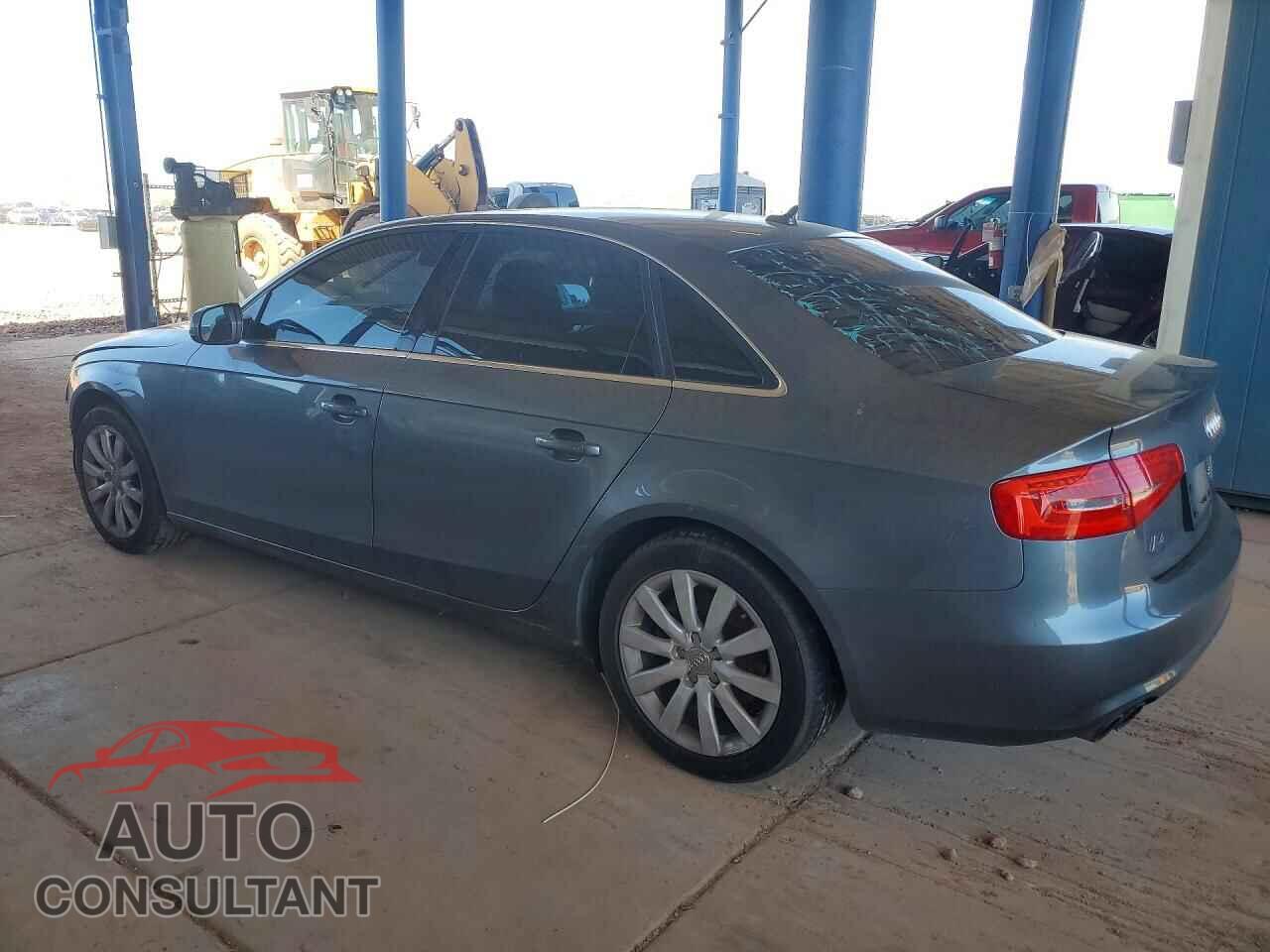 AUDI A4 2013 - WAUBFAFL1DN003414