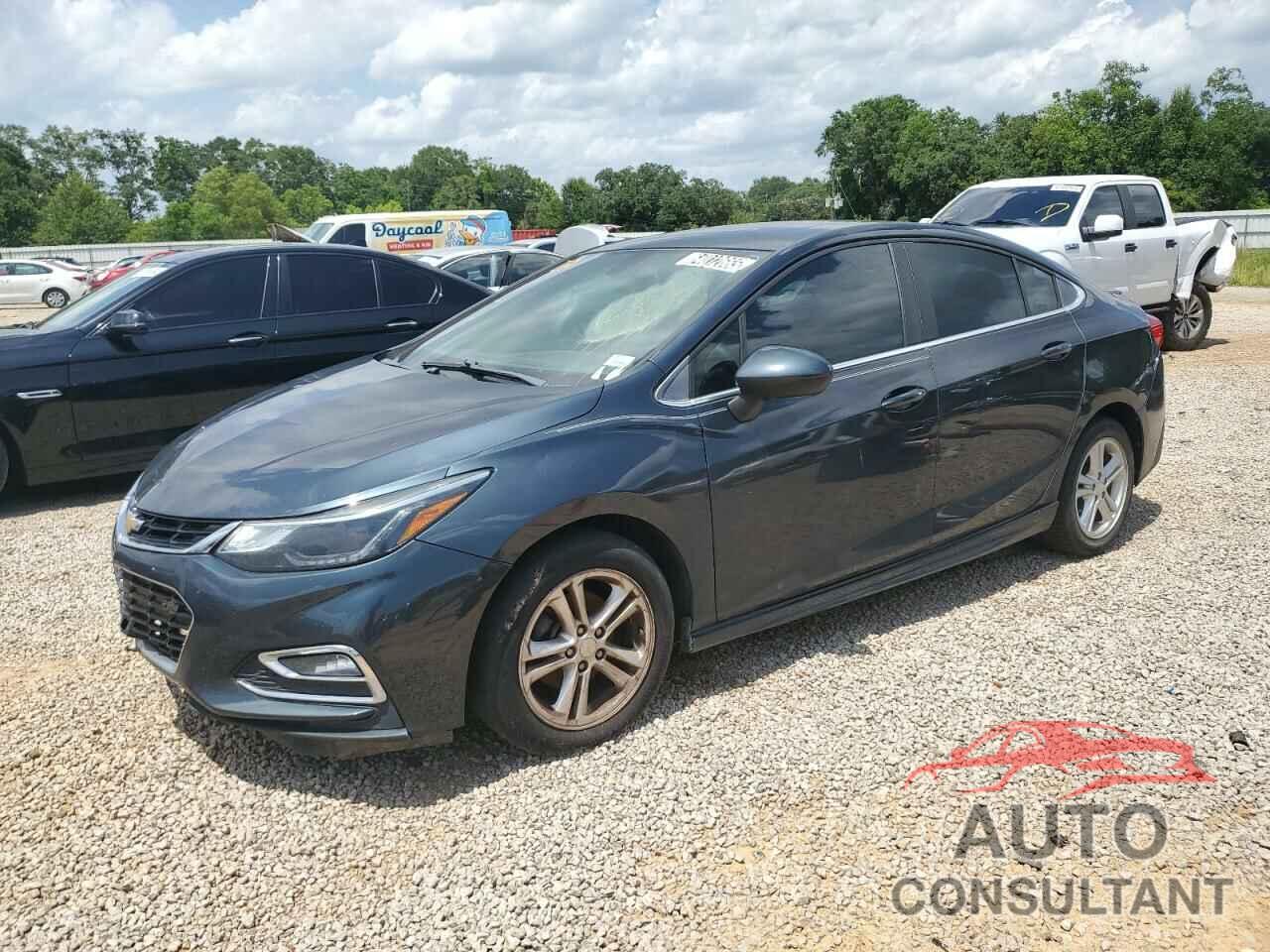 CHEVROLET CRUZE 2017 - 1G1BE5SM3H7195403