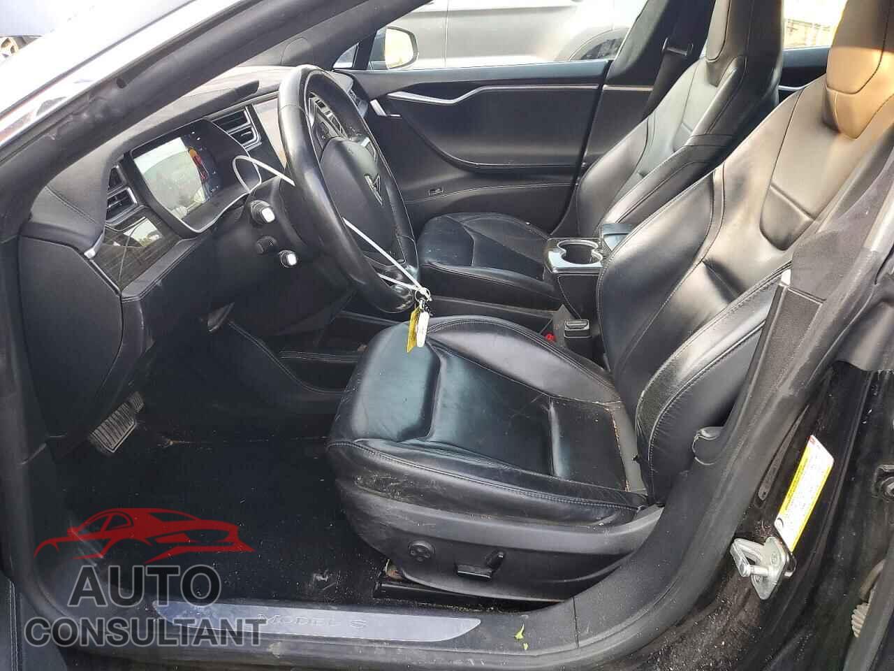 TESLA MODEL S 2015 - 5YJSA1E25FF108842
