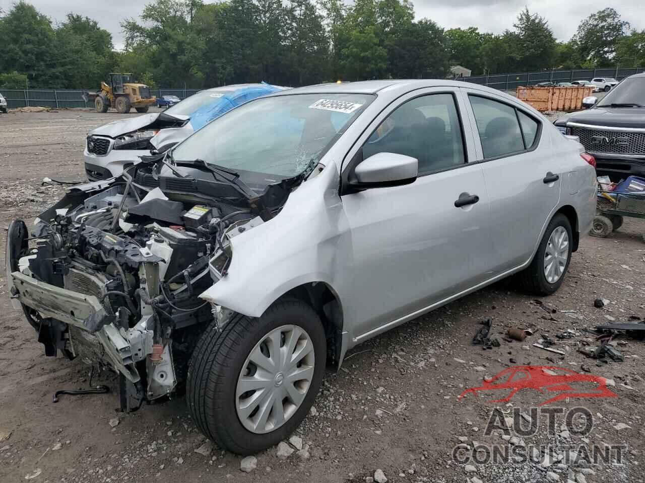 NISSAN VERSA 2018 - 3N1CN7AP7JL805925