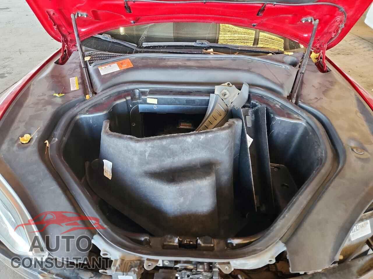 TESLA MODEL S 2014 - 5YJSA1H17EFP52263