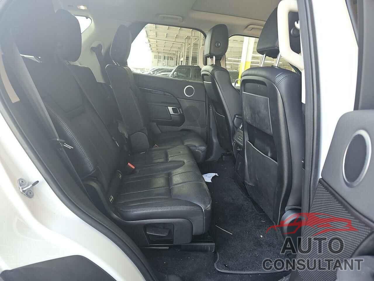 LAND ROVER DISCOVERY 2017 - SALRRBBV4HA013799