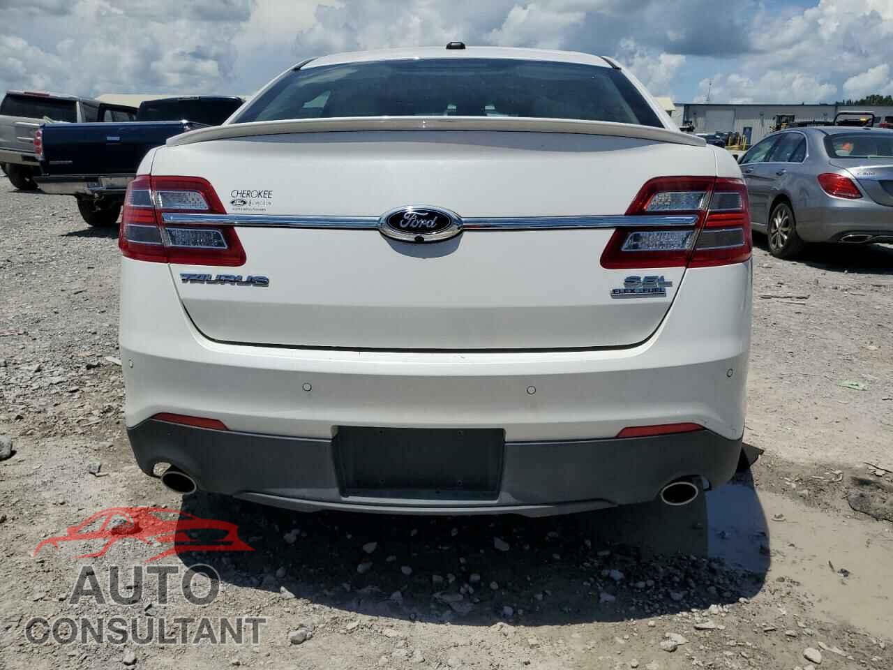 FORD TAURUS 2013 - 1FAHP2E84DG183270
