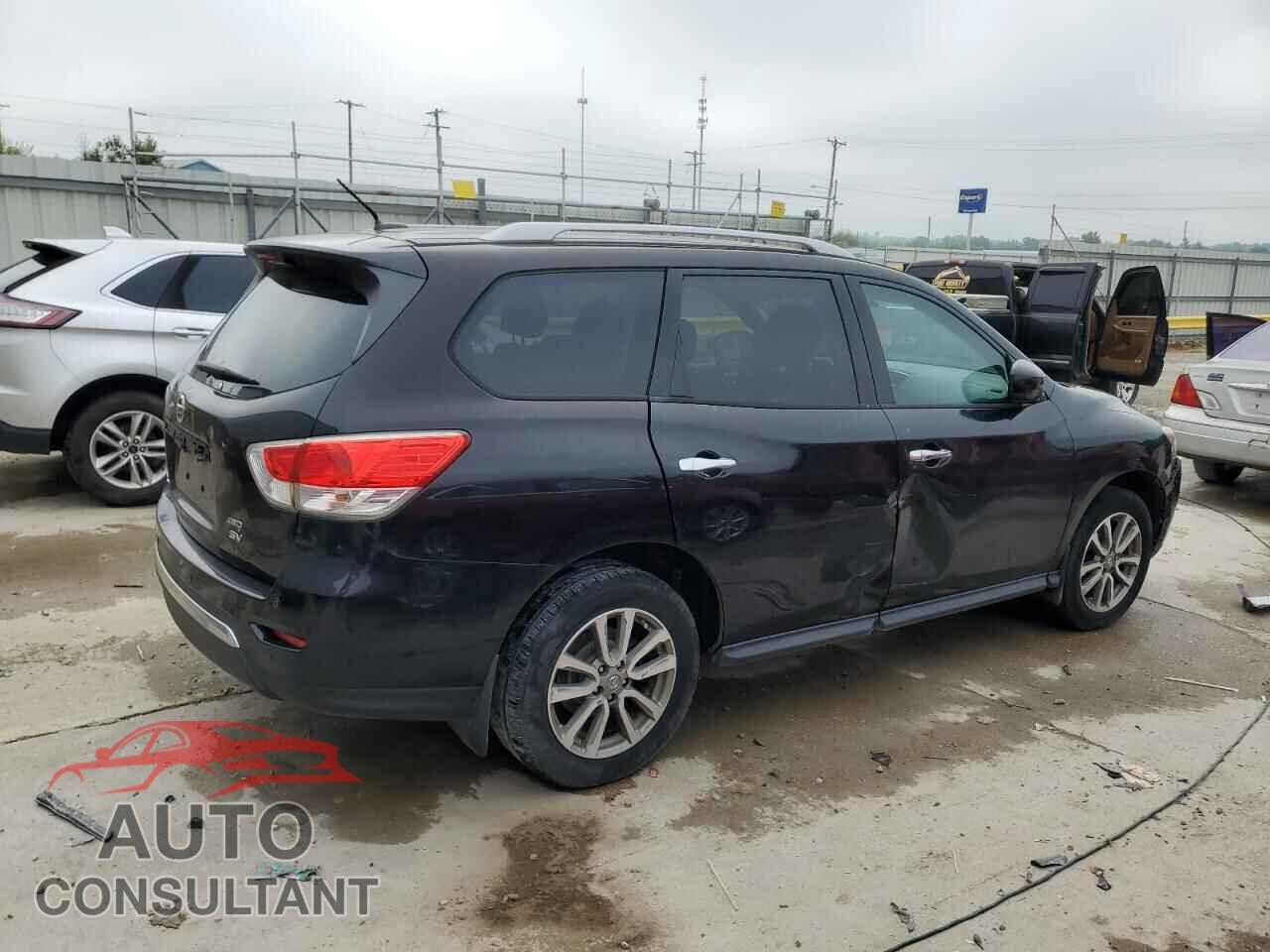 NISSAN PATHFINDER 2013 - 5N1AR2MM1DC684835