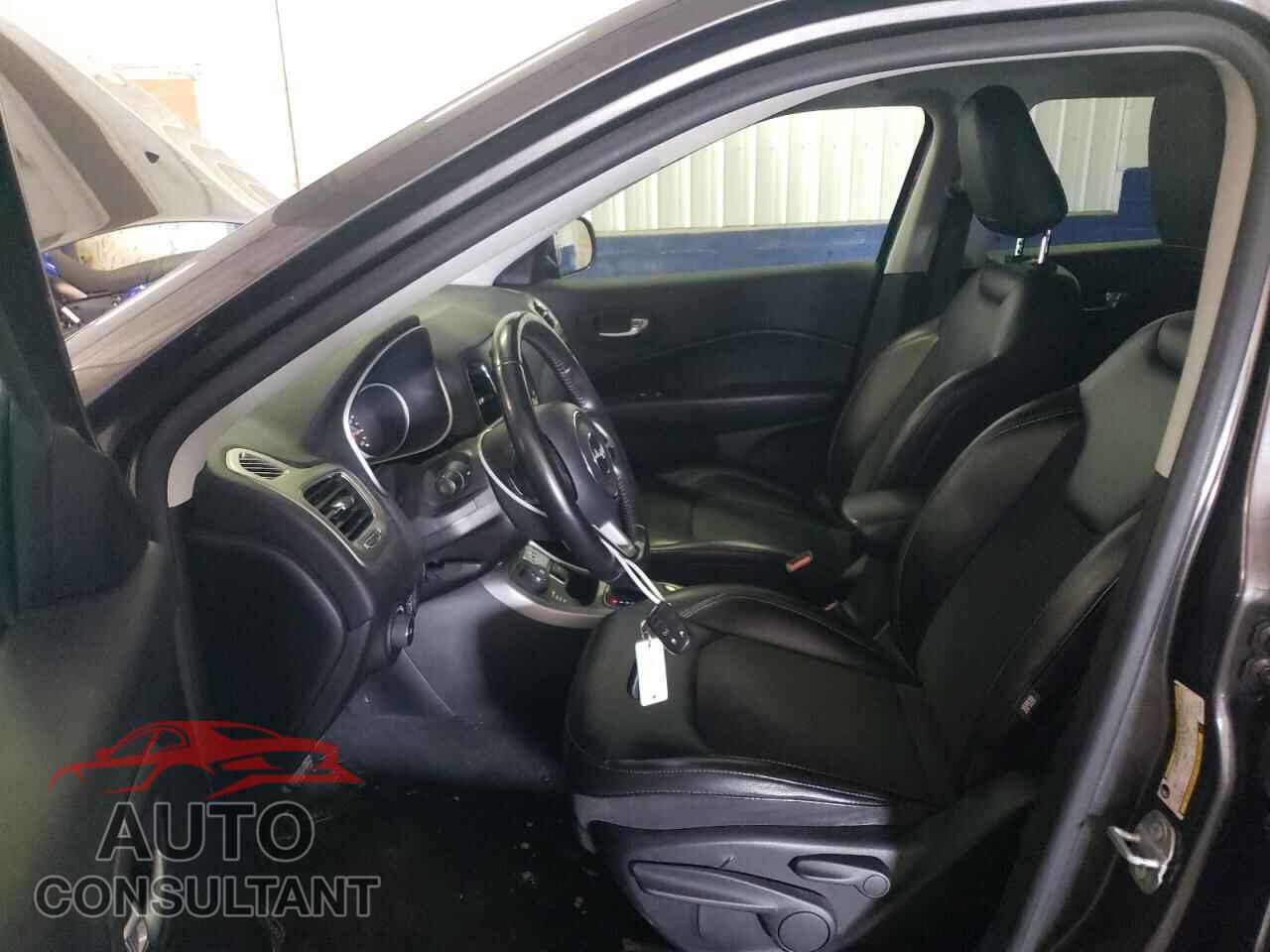 JEEP COMPASS 2018 - 3C4NJDBB1JT373528