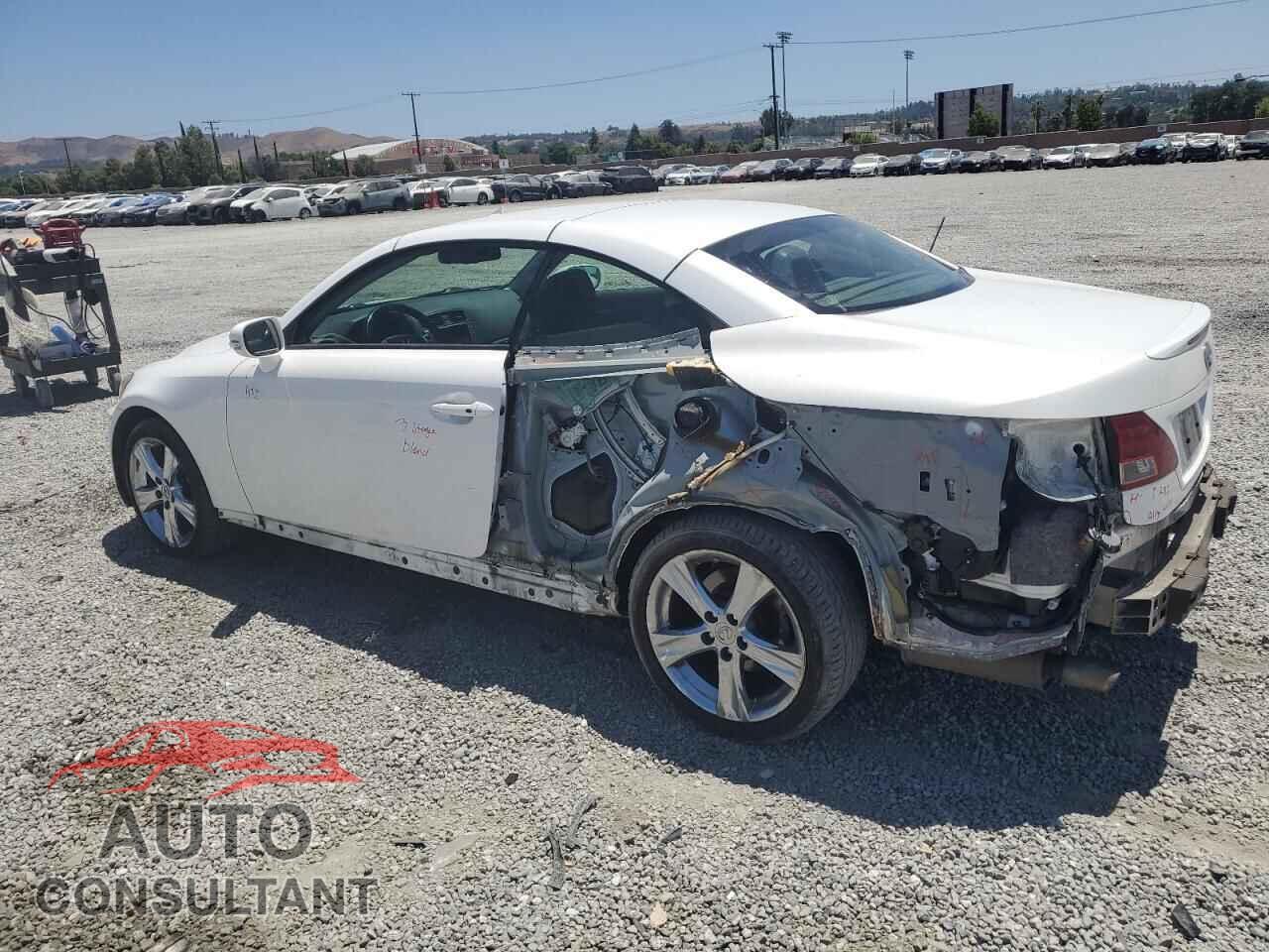LEXUS IS 2012 - JTHFF2C28C2525106