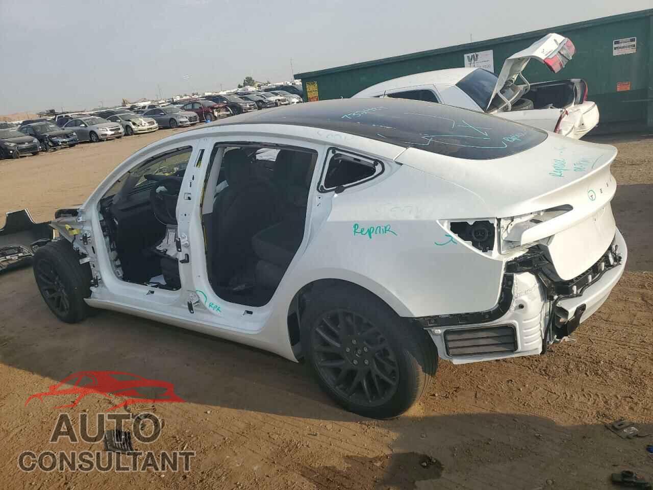 TESLA MODEL 3 2024 - 5YJ3E1EA7RF732484