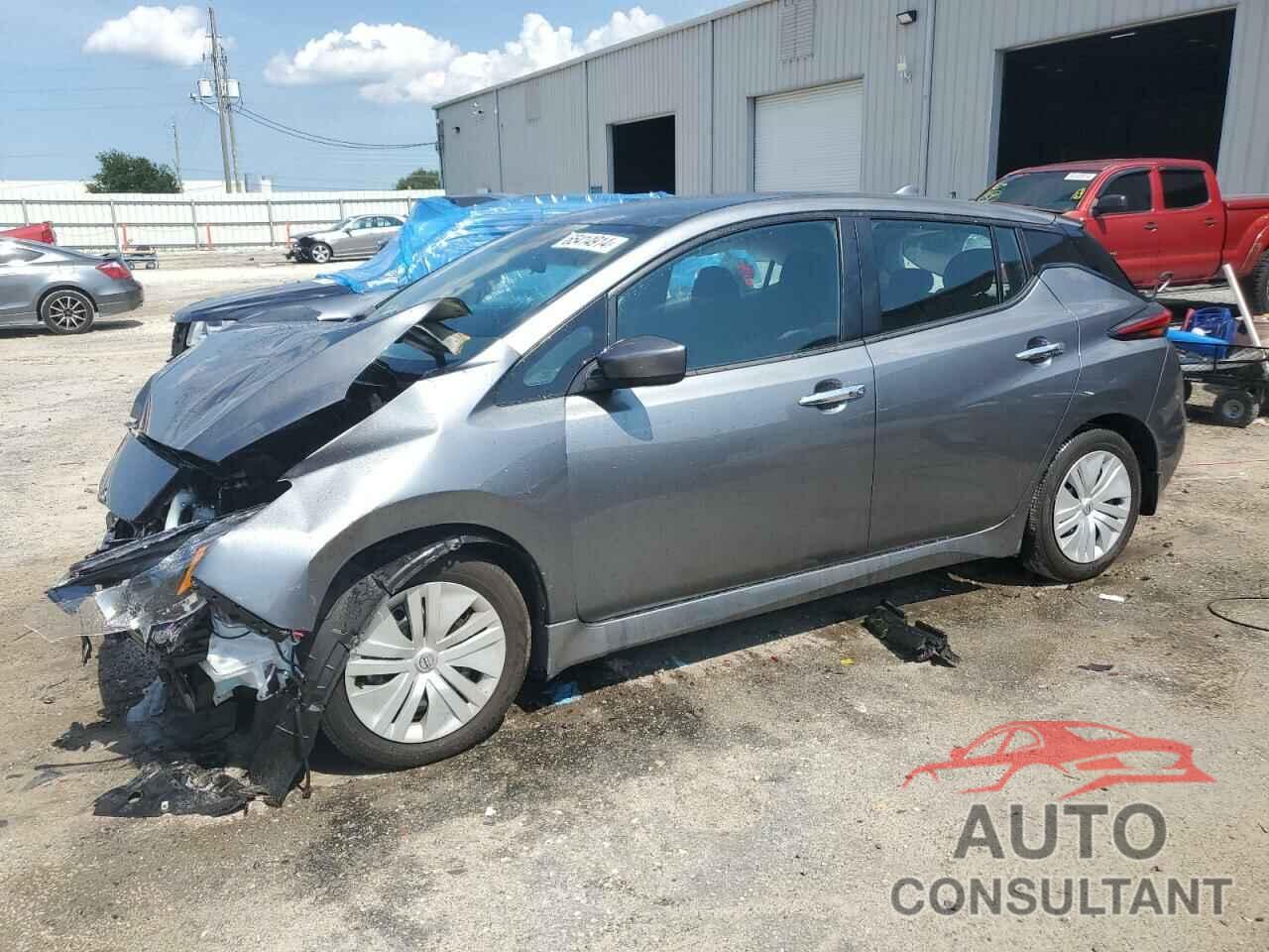 NISSAN LEAF 2023 - 1N4AZ1BV4PC558392