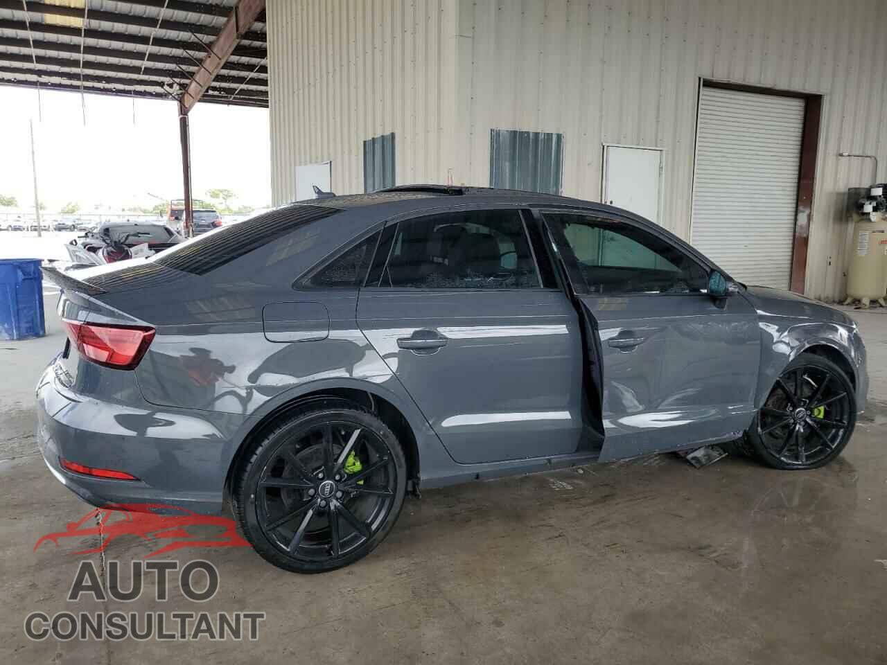 AUDI A3 2017 - WAUAUGFF3H1047183