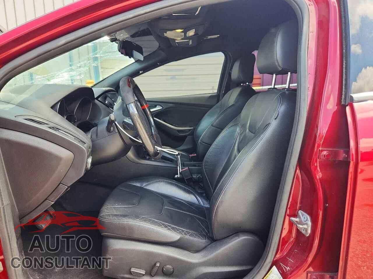 FORD FOCUS 2016 - 1FADP3F2XGL343226