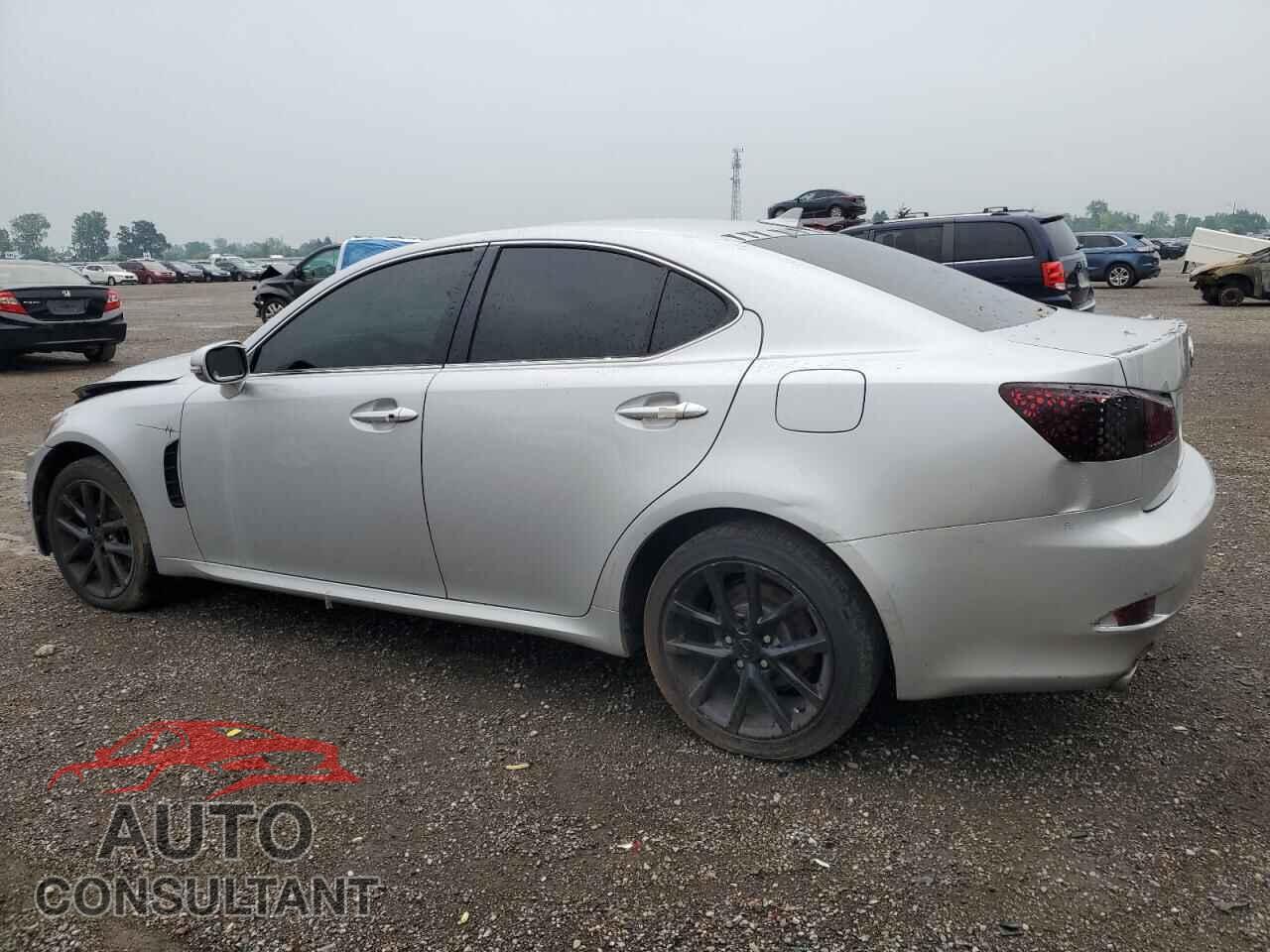 LEXUS IS 2012 - JTHCF5C25C5052882